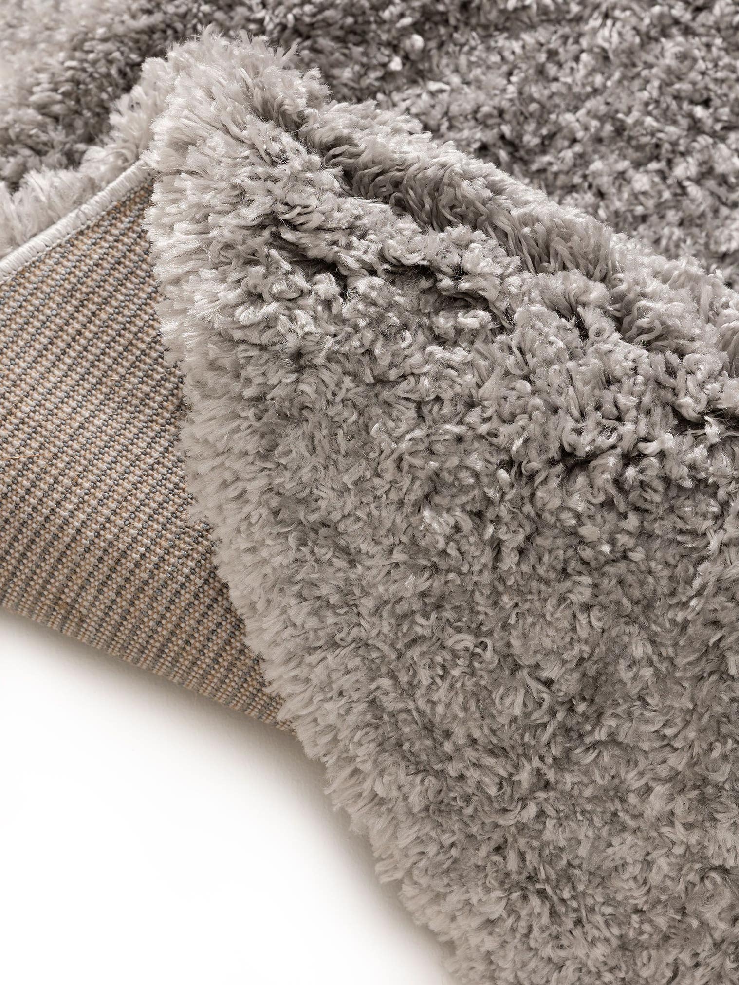 Teppich aus 100% Polypropylen in Grau mit 41 bis 50 mm hohem Flor von benuta Pop