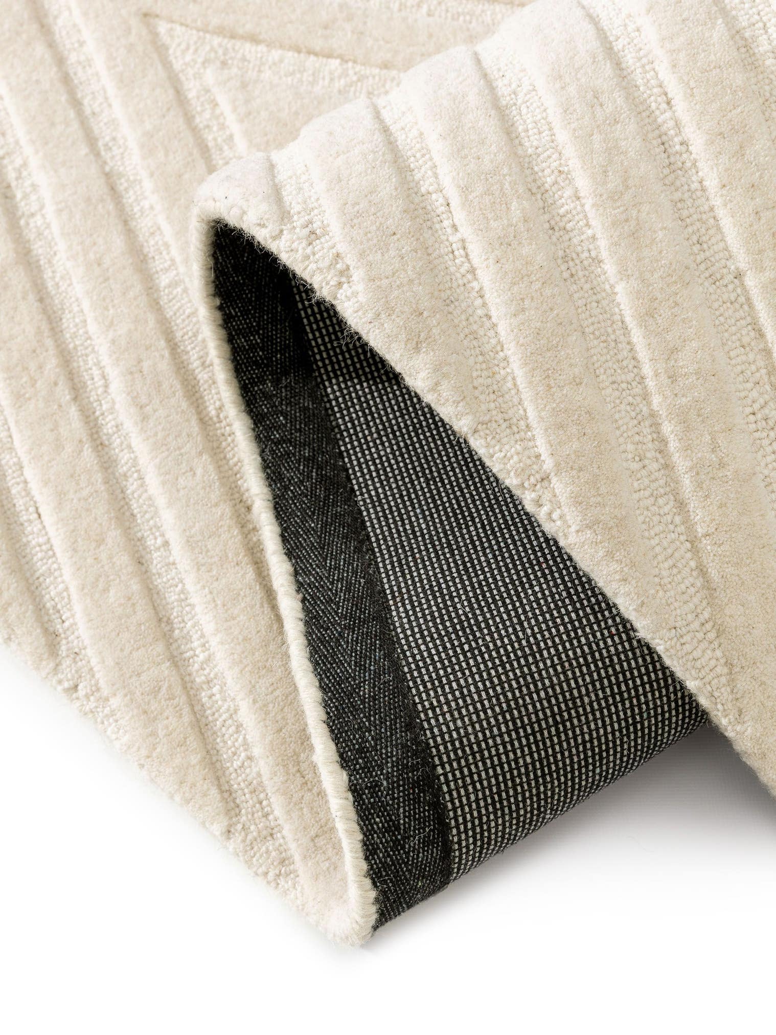 Teppich aus 100% Wolle in Weiß mit 11 bis 20 mm hohem Flor von benuta Pure