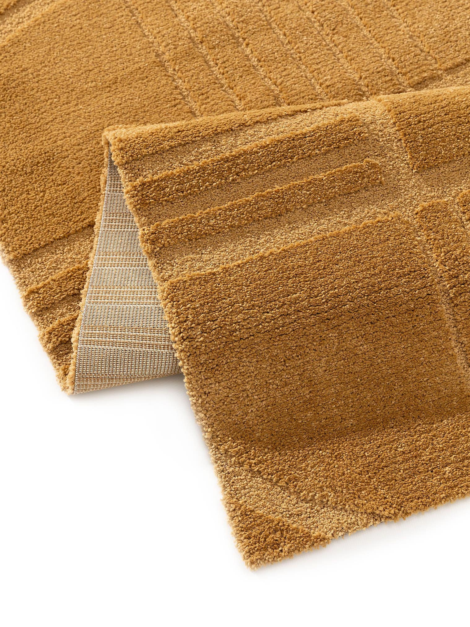 Tapis en 60% Polypropylène, 40% Polyester en Jaune avec une pile de 11 - 20 mm de hauteur de benuta Nest