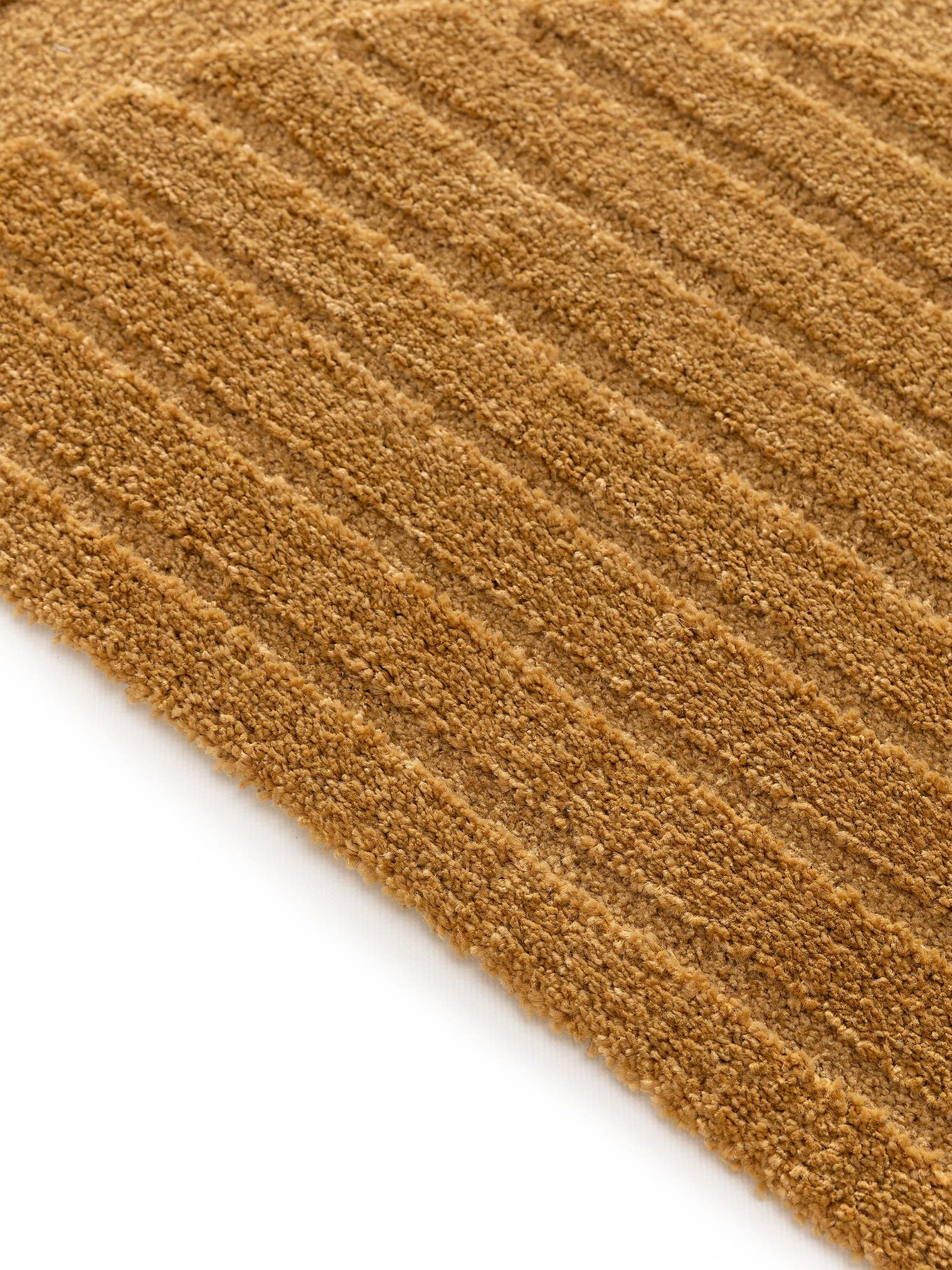 Tapis en 60% Polypropylène, 40% Polyester en Jaune avec une pile de 11 - 20 mm de hauteur de benuta Nest