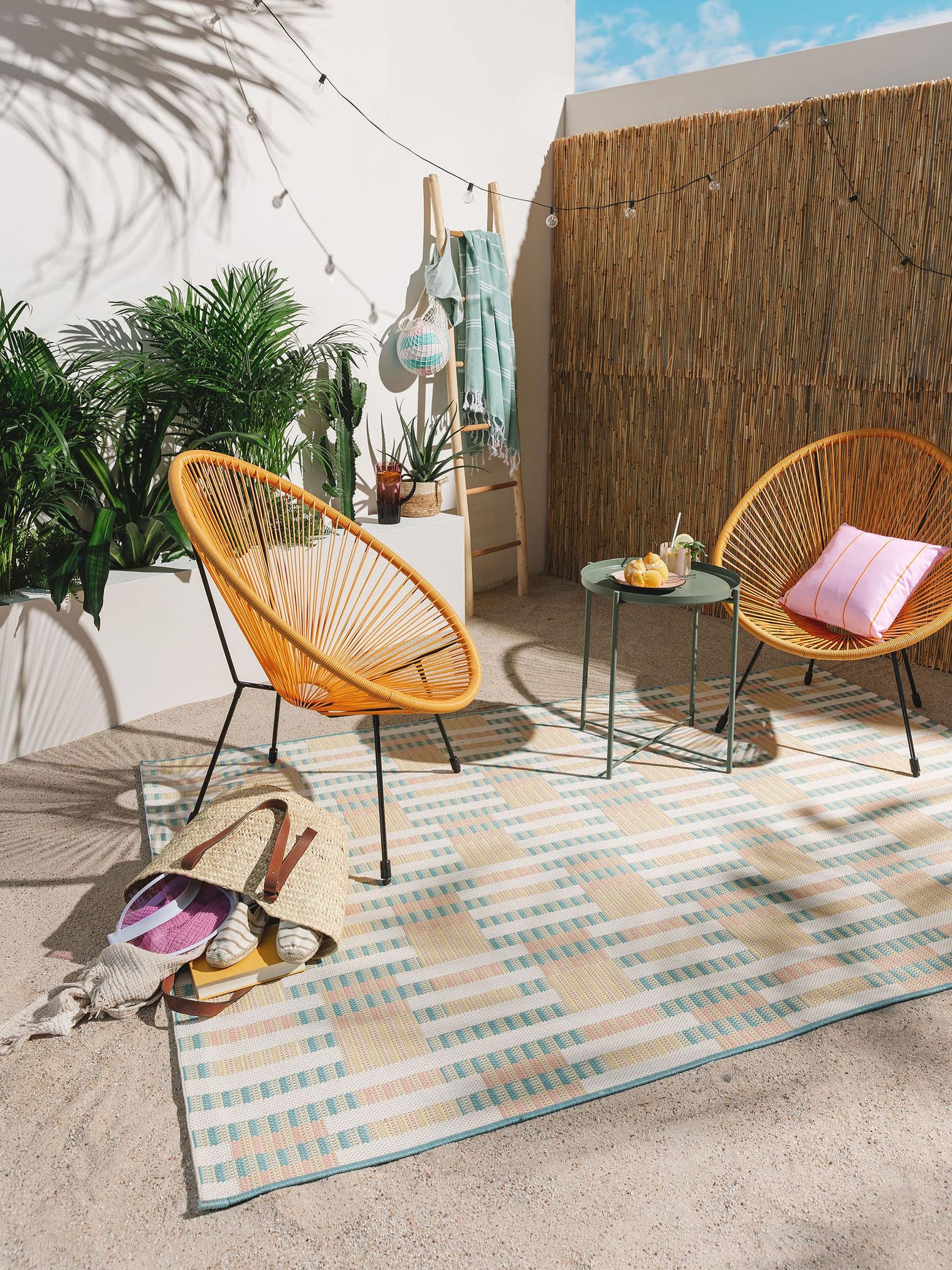Tapis en 100% Polypropylène en Multicouleur avec une pile de 1- 5 mm de hauteur de benuta Pop