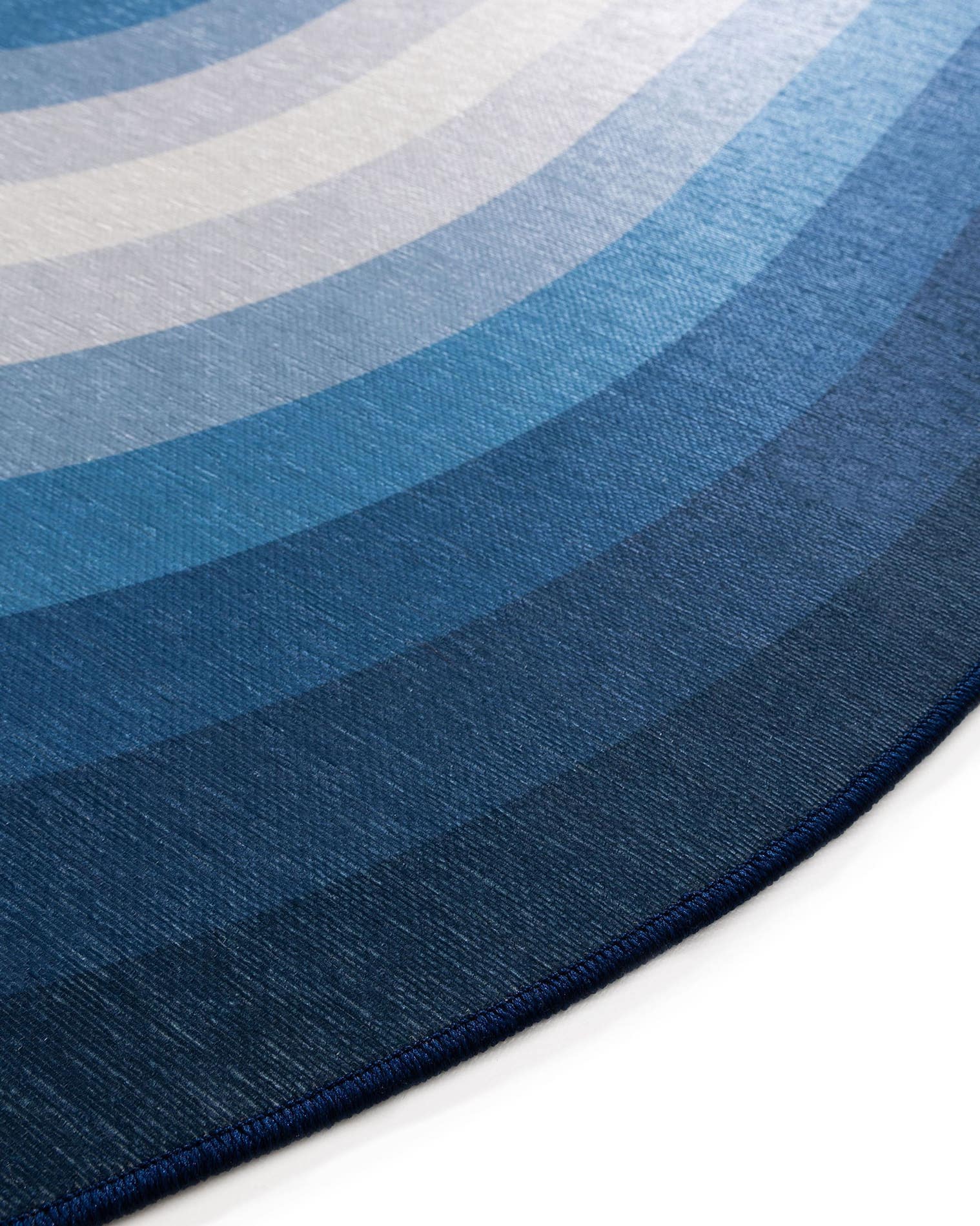 Tapis en 100% Polyester en Bleu avec une pile de 1- 5 mm de hauteur de benuta Pop