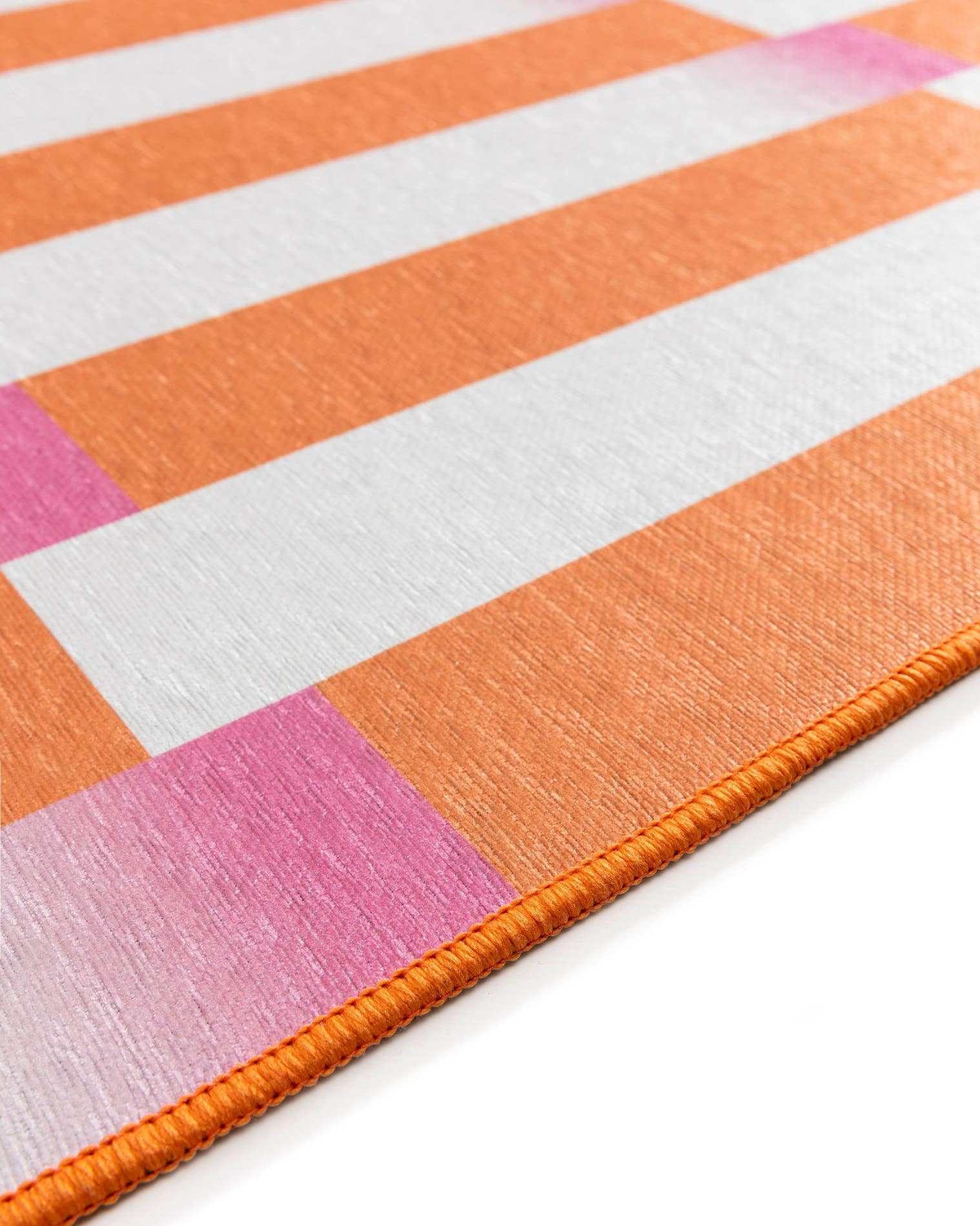 Teppich aus 100% Polyester in Orange mit bis 5 mm hohem Flor von benuta Pop