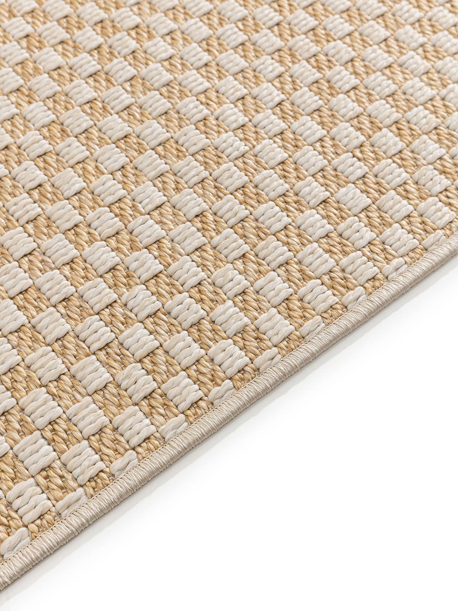 Teppich aus 100% Polypropylen in Beige mit bis 5 mm hohem Flor von benuta Pop