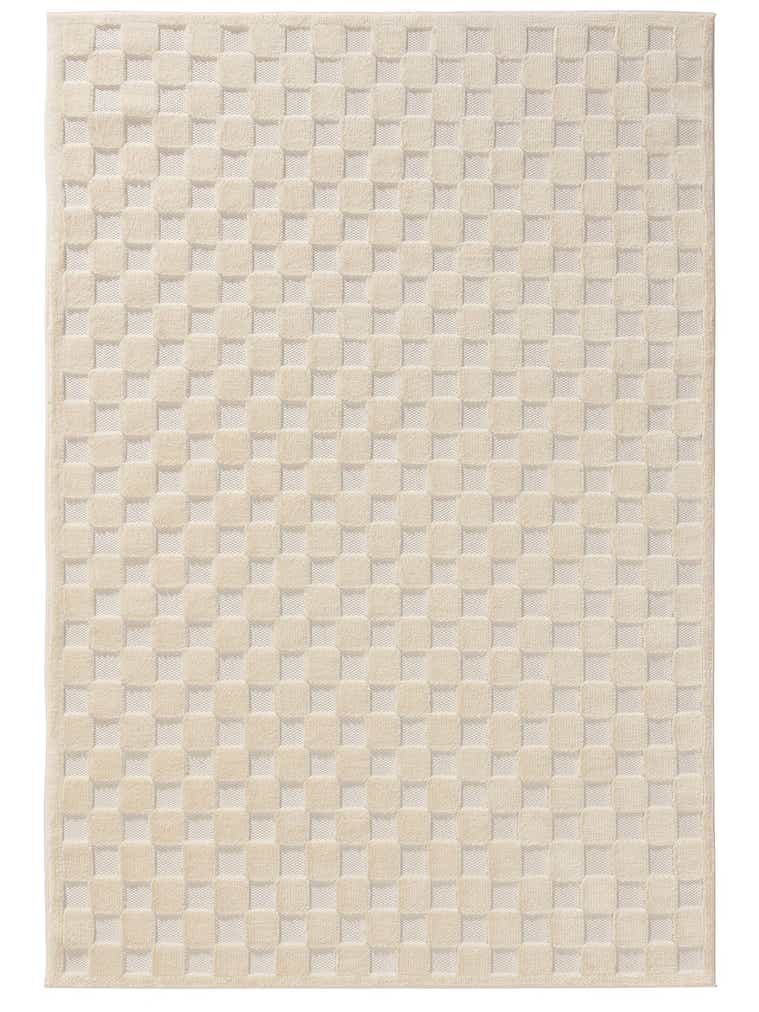 Rug made of 100% Polyester (Microfiber) in White with a 11 - 20 mm high pile by benuta Pop