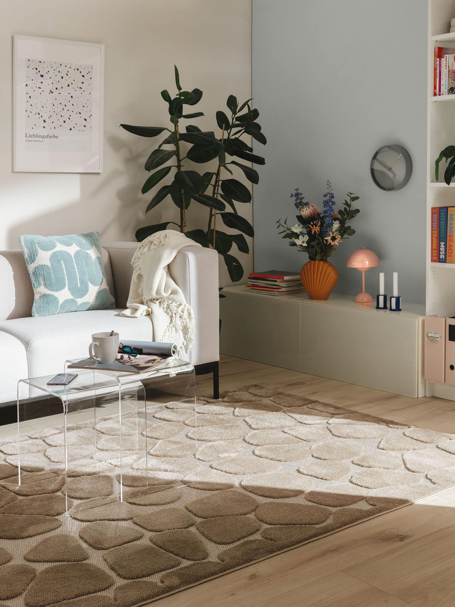 Teppich aus 100% Polyester (Mikrofaser) in Taupe mit 11 bis 20 mm hohem Flor von benuta Pop