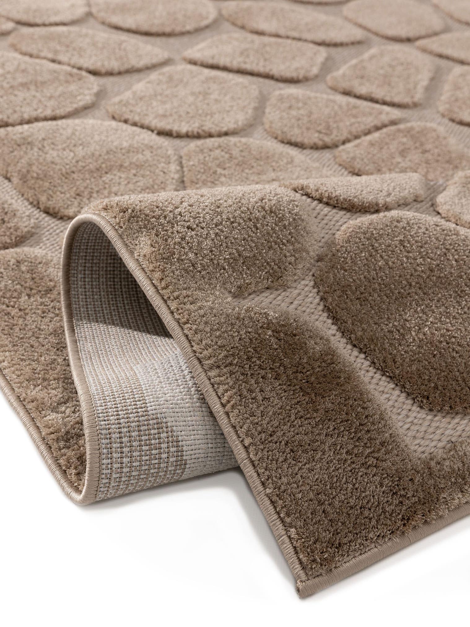 Teppich aus 100% Polyester (Mikrofaser) in Taupe mit 11 bis 20 mm hohem Flor von benuta Pop