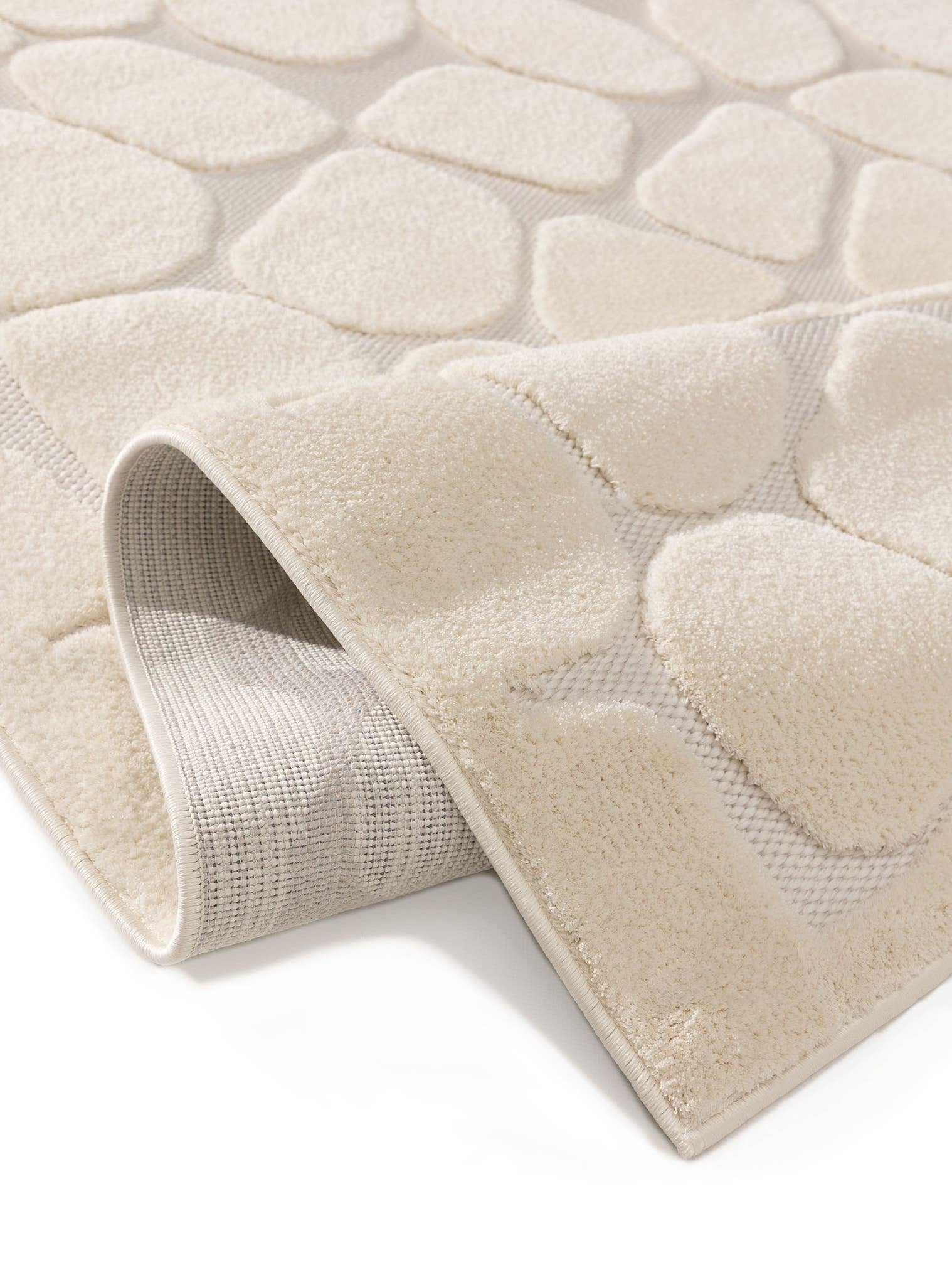 Teppich aus 100% Polyester (Mikrofaser) in Weiß mit 11 bis 20 mm hohem Flor von benuta Pop