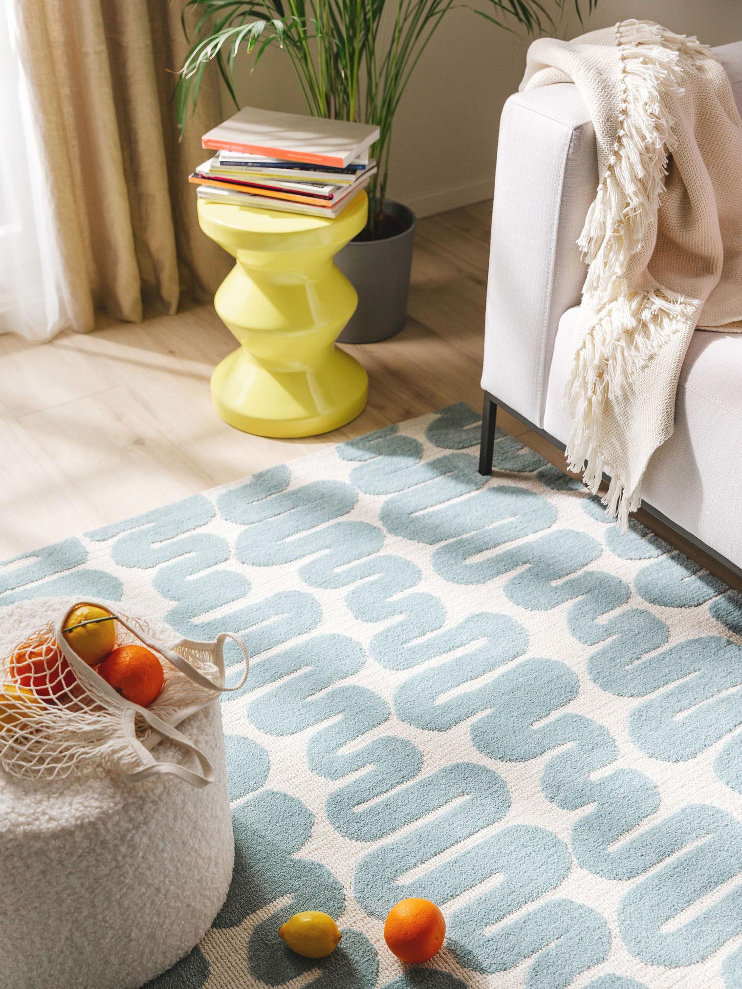 Tapijt van 100% Polyester (microfiber) in Groen met een 6 - 10 mm hoge pool van benuta Pop
