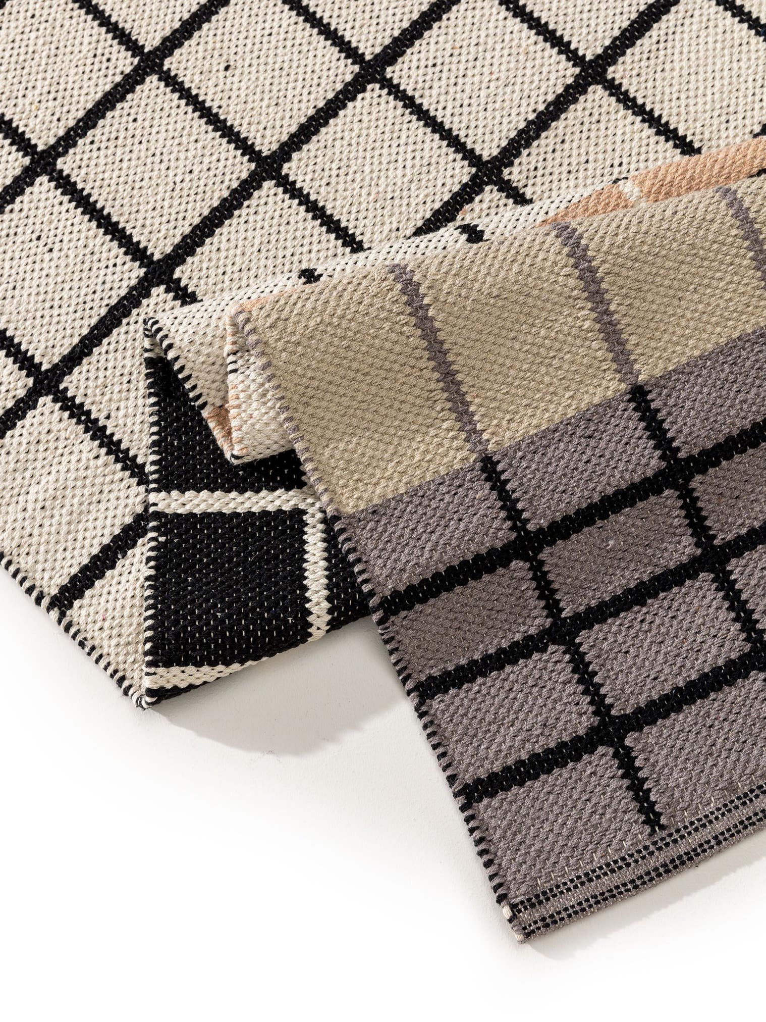 Tapis en 100% Coton en Gris avec une pile de 1- 5 mm de hauteur de benuta Pop