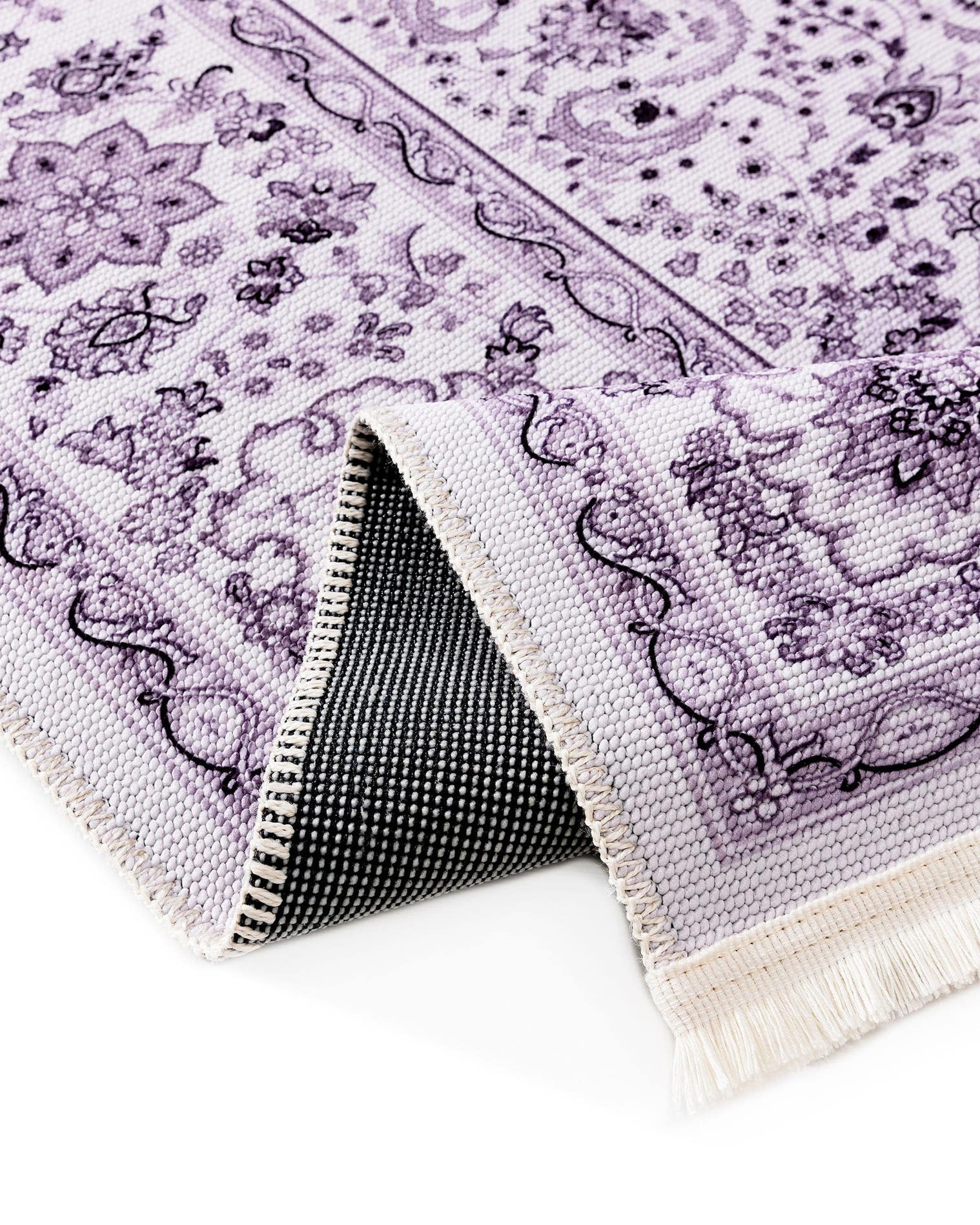 Tapijt van 70% Polyester, 30% Katoen in Purper met een 1- 5 mm hoge pool van benuta Pop
