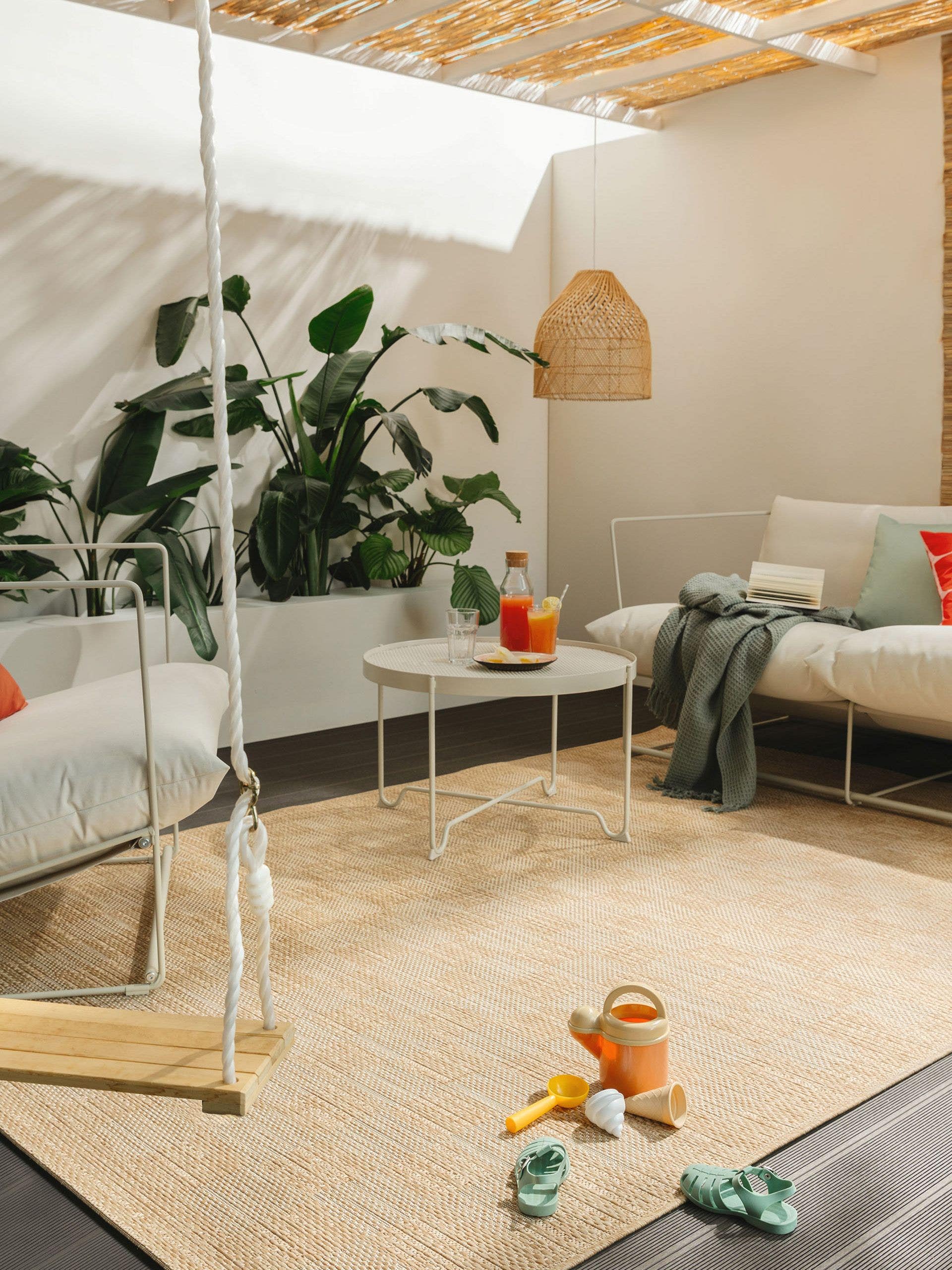 Rug made of 100% Polypropylene in Brown with a 1- 5 mm high pile by benuta Nest