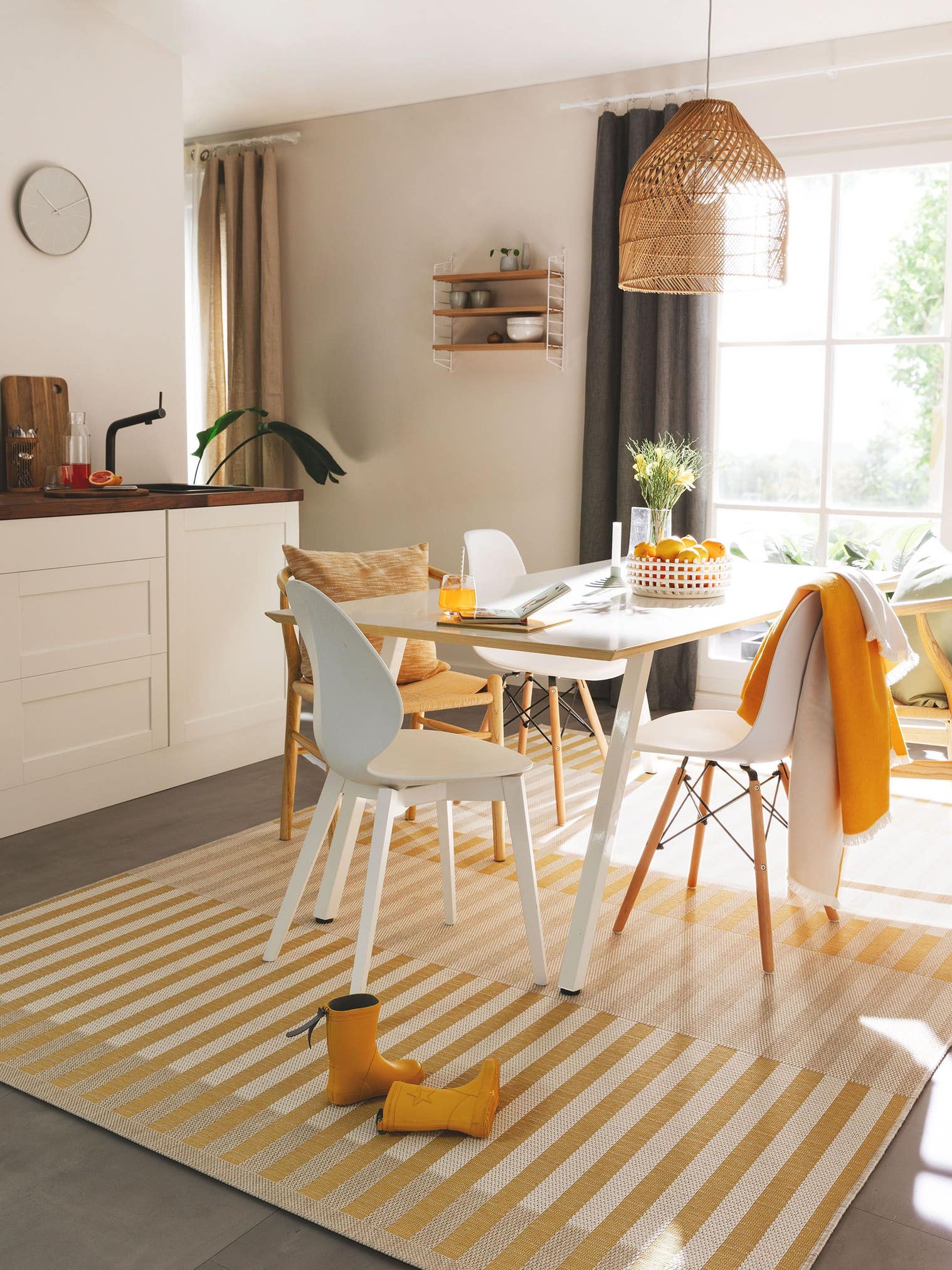 Tappeto di 100% poliestere (riciclaggio PET) in Giallo con pelo alto 1- 5 mm da benuta Nest