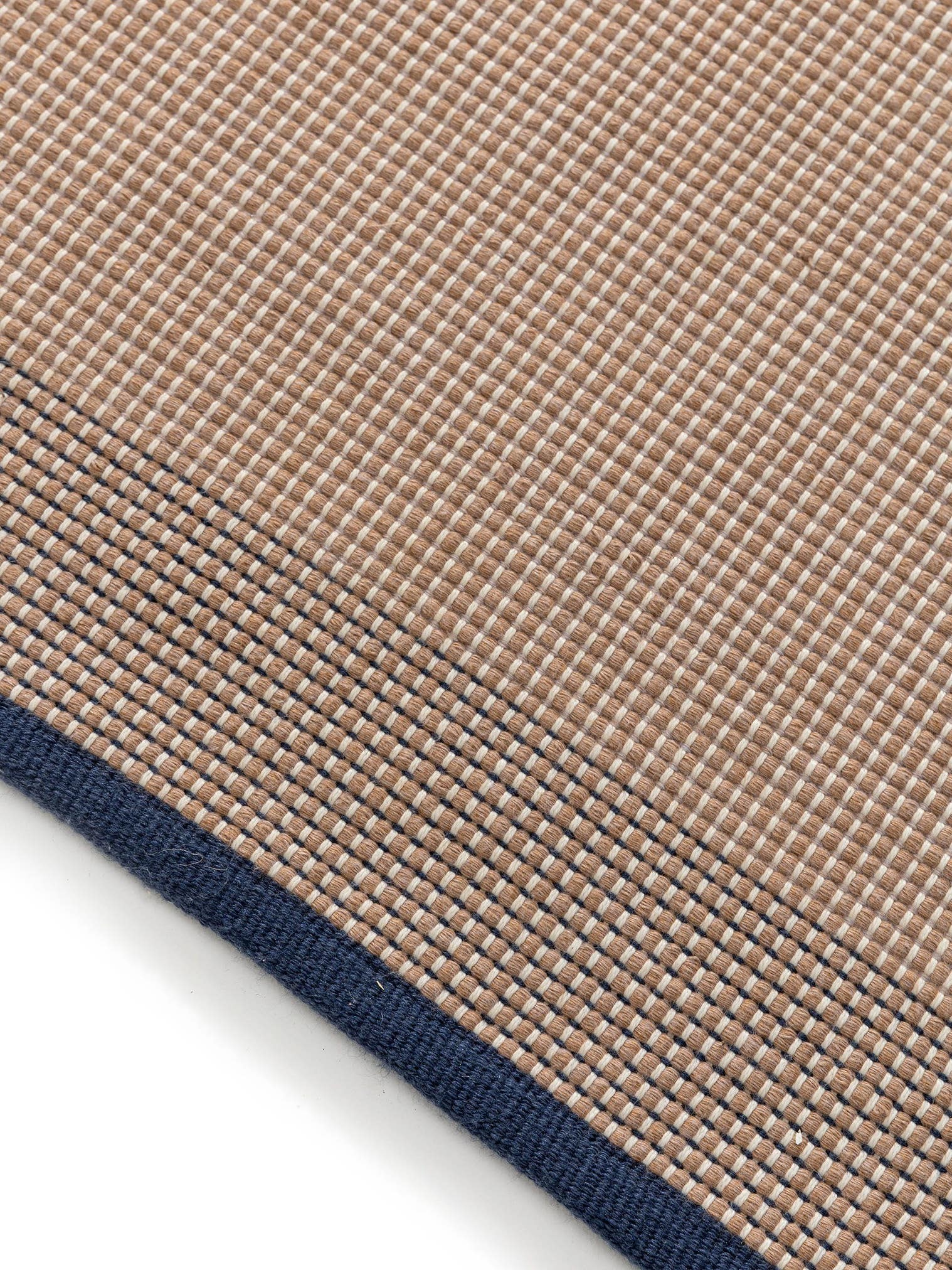 Rug made of 100% Polyester (recycled PET) in Beige with a 1- 5 mm high pile by benuta Pure