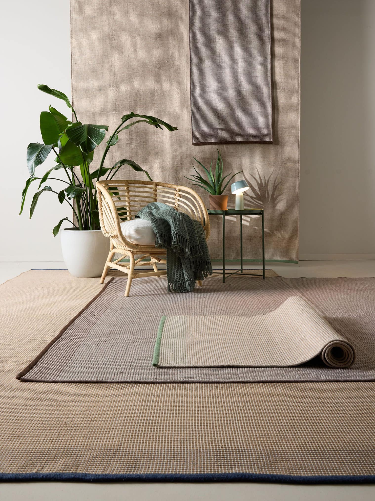 Rug made of 100% Polyester (recycled PET) in Beige with a 1- 5 mm high pile by benuta Pure