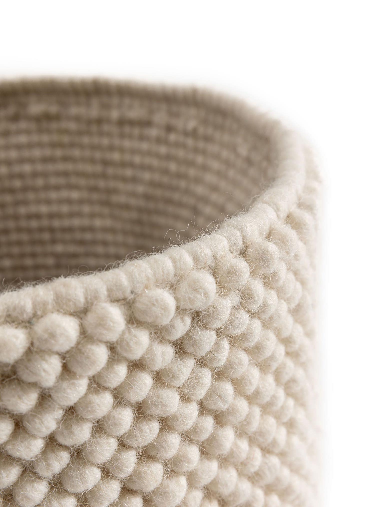 Korb Beads Cream im Design Uni aus 70% Wolle (aus Neuseeland), 30% Polyester von benuta Pure
