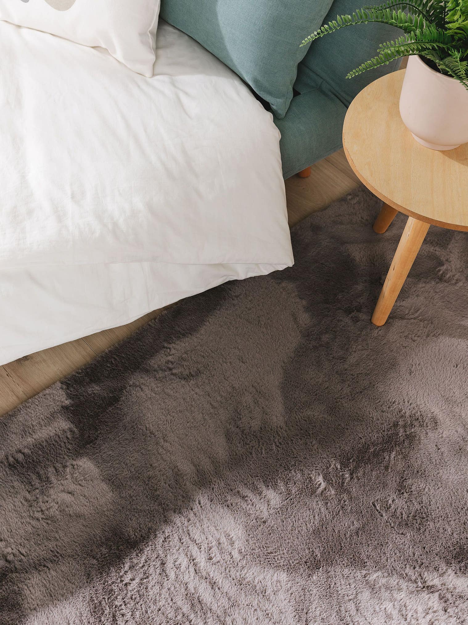 Koberec z 100% polyester v Grey s vlasem výšky 11 až 20 mm od benuta Basic