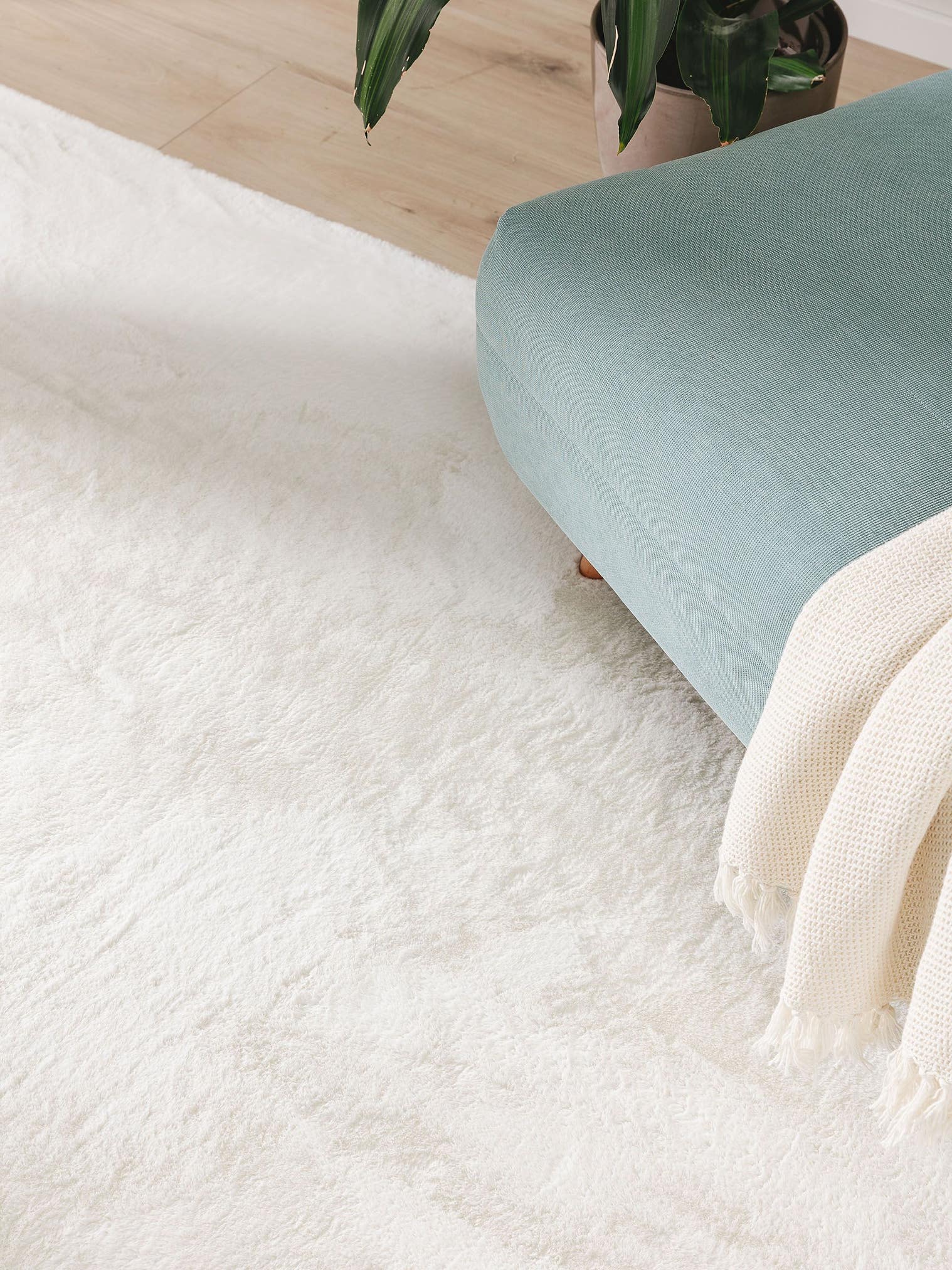 Teppich aus 100% Polyester in Beige mit 11 bis 20 mm hohem Flor von benuta Basic