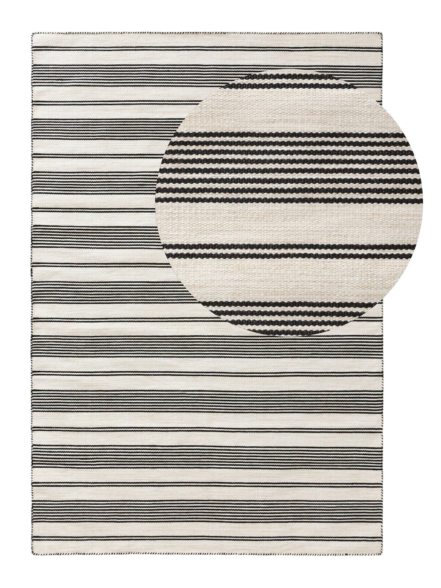 Teppe av 100 % polyester (resirkulert PET) i Svart med opptil 5 mm høy lugg fra benuta Nest