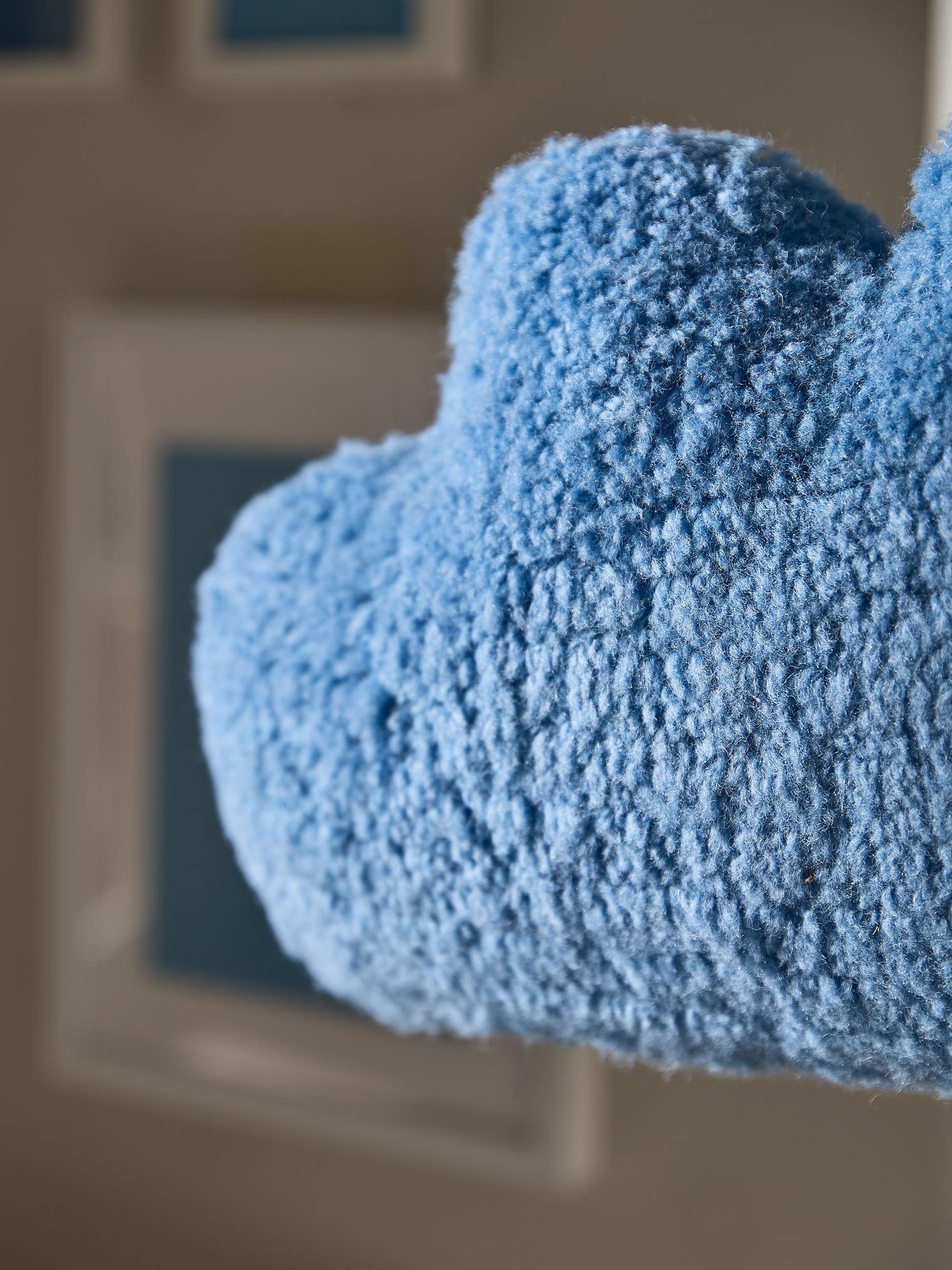 Kissen Lumi Blau im Design Kindermotive aus 100% Wolle (aus Neuseeland) von Lytte
