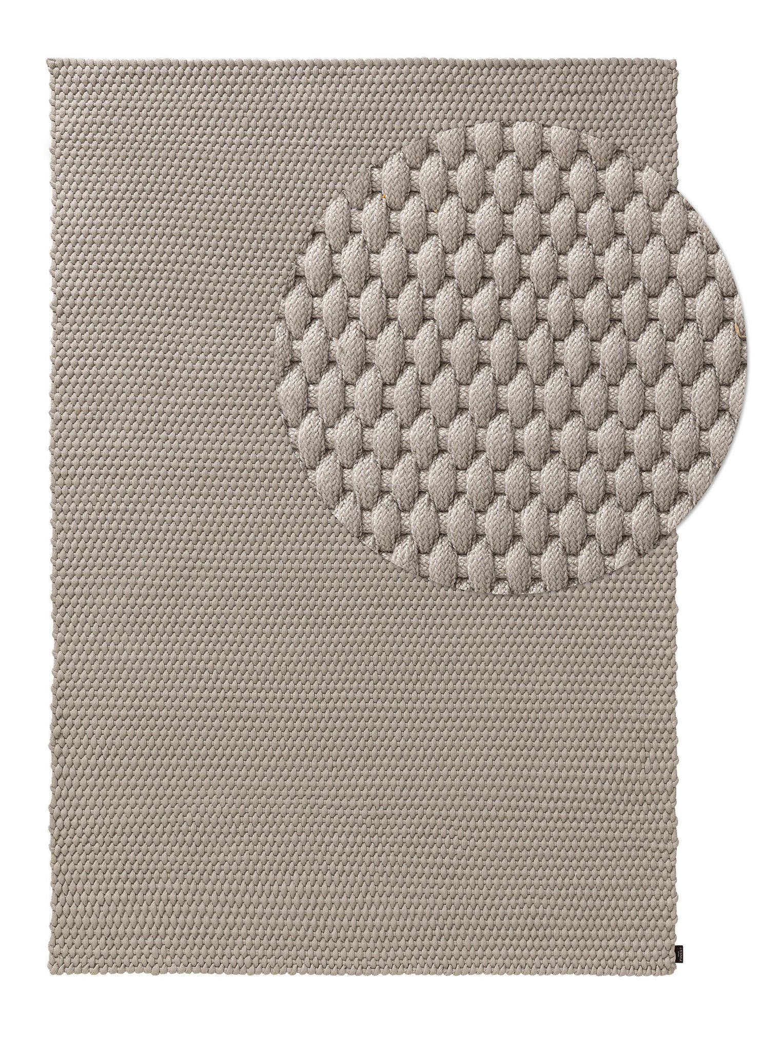 Rug made of 100% Polyester (recycled PET) in Grey with a 6 - 10 mm high pile by benuta Finest