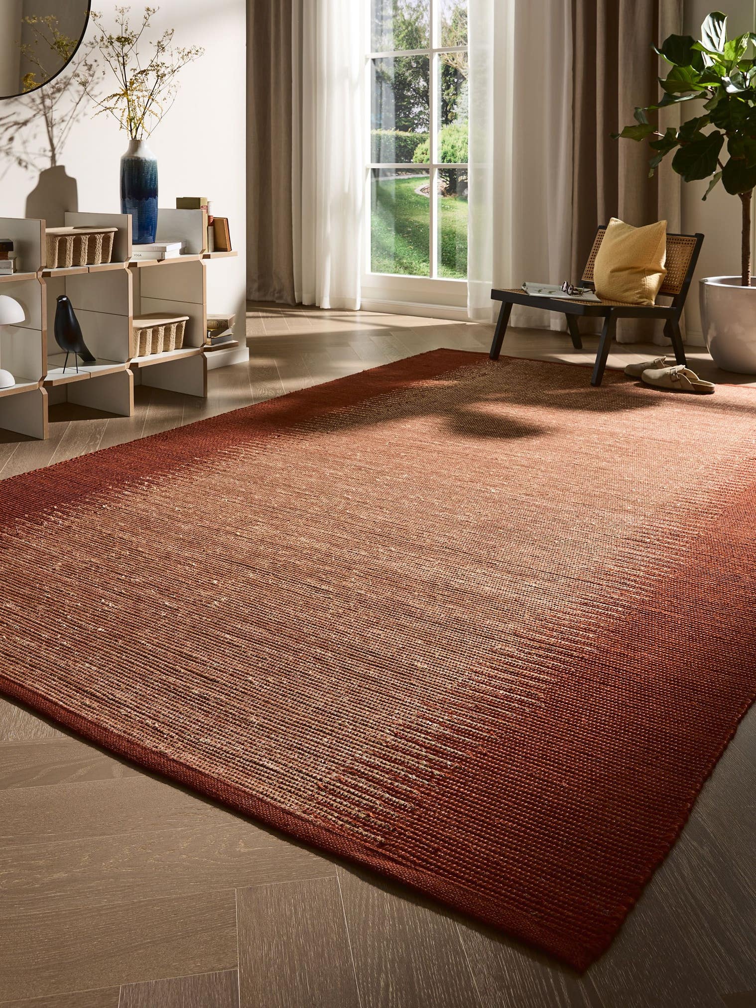 Teppich aus 79% Jute, 21% Baumwolle in Braun mit bis 5 mm hohem Flor von benuta Pure