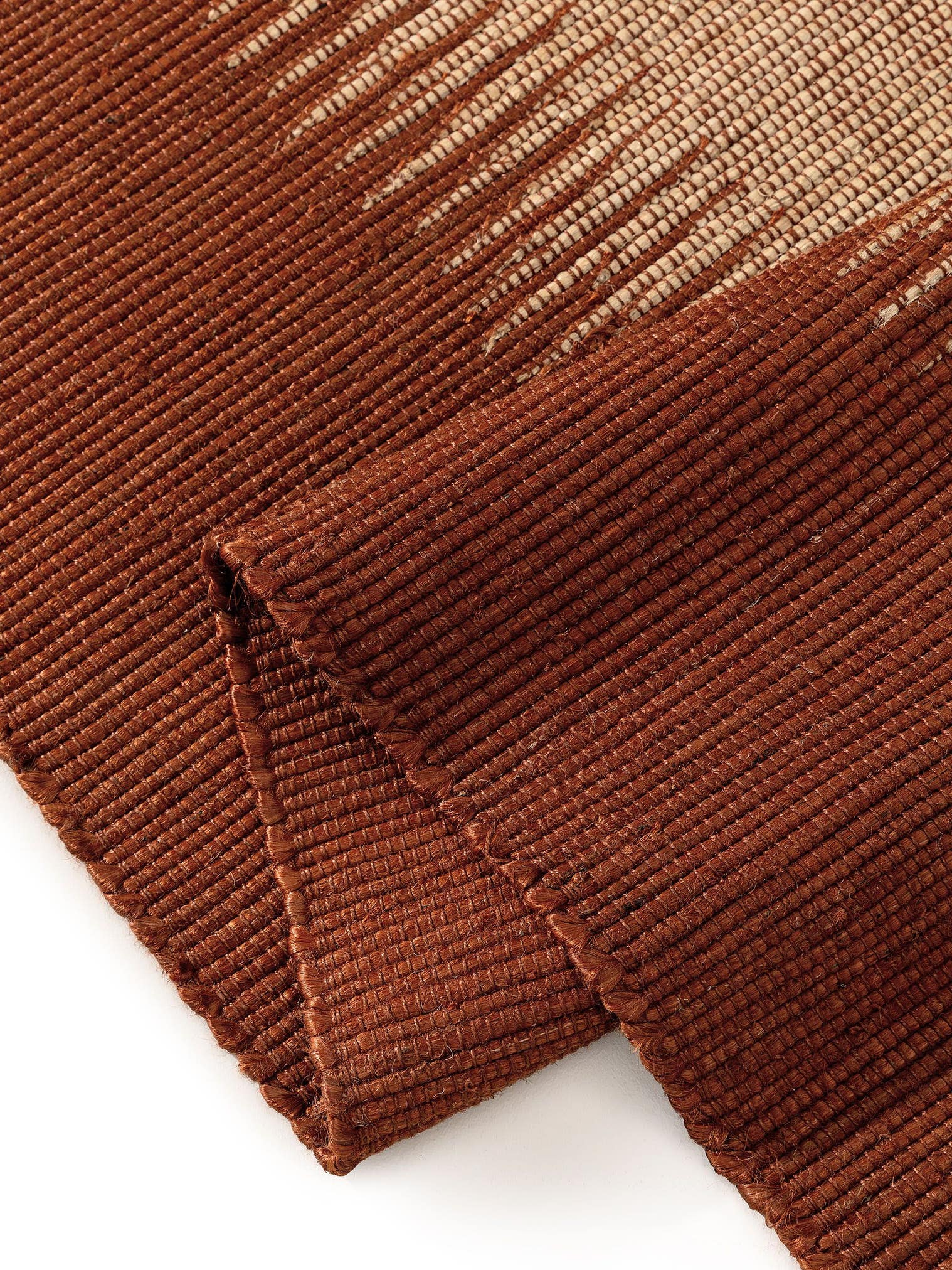 Teppich aus 79% Jute, 21% Baumwolle in Braun mit bis 5 mm hohem Flor von benuta Pure