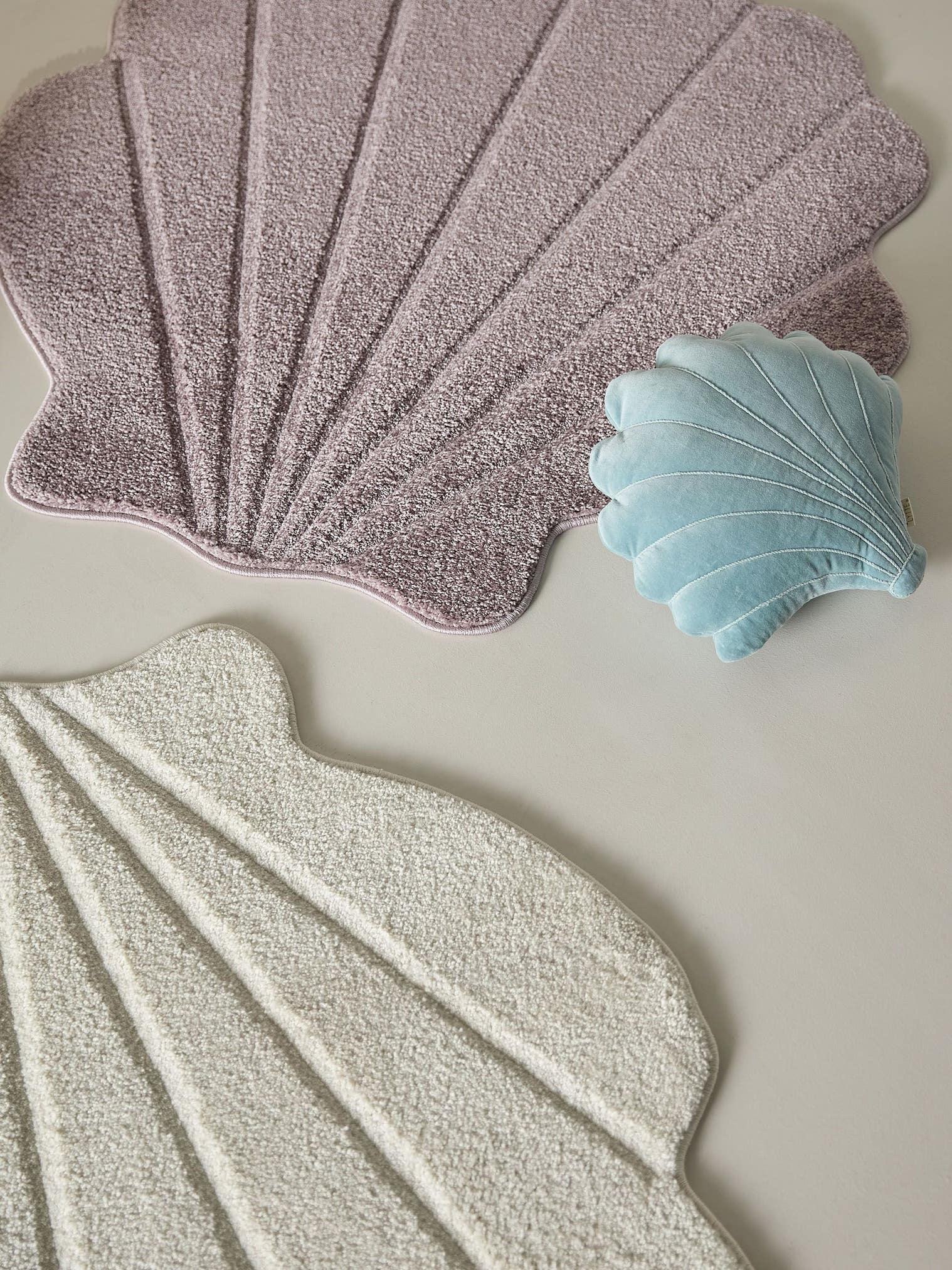 Tapijt van 100% Polypropyleen in Beige met een 11 - 20 mm hoge pool van Lytte