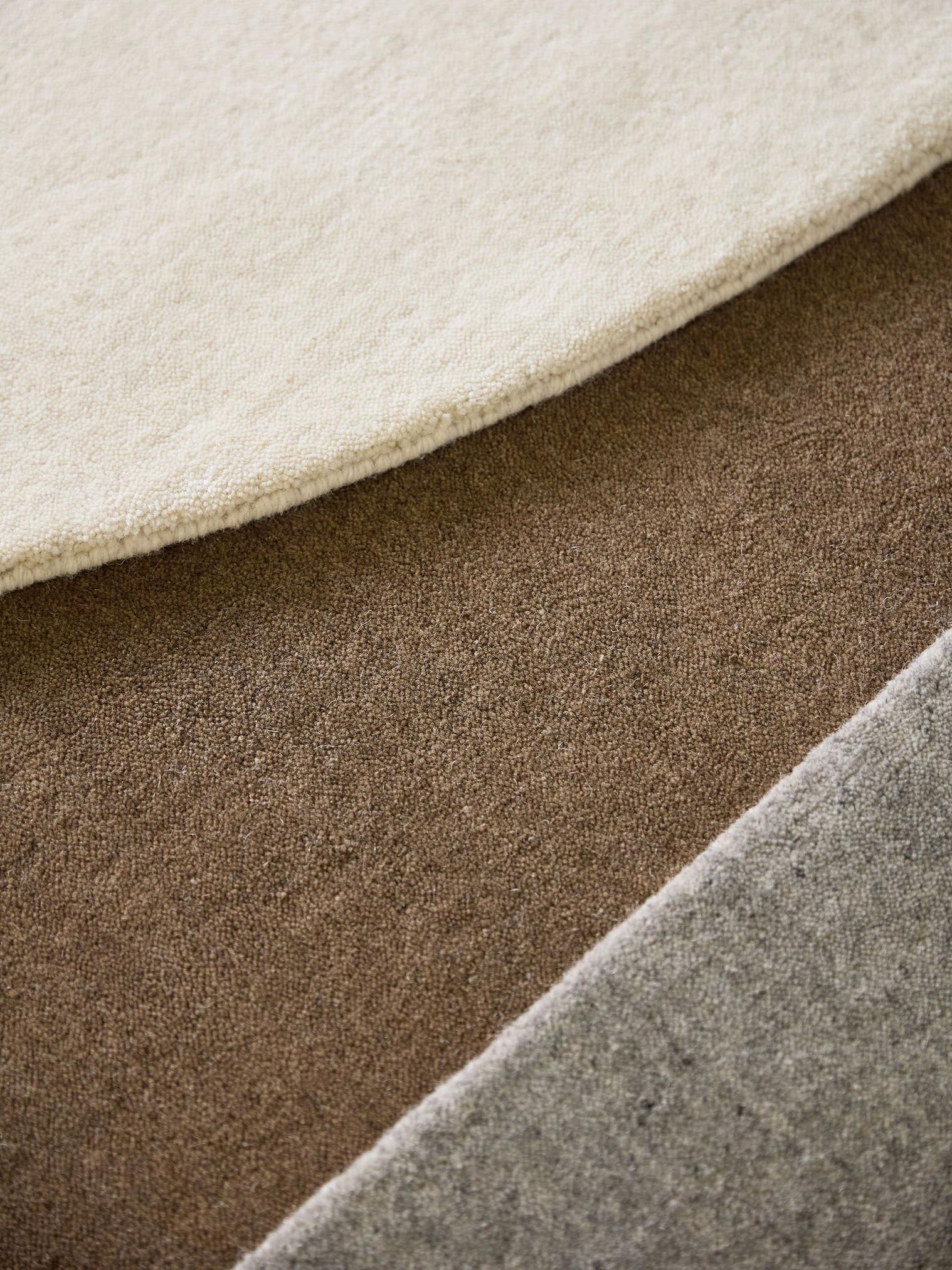 Rug made of 100% Wool in Beige with a 11 - 20 mm high pile by benuta Pure