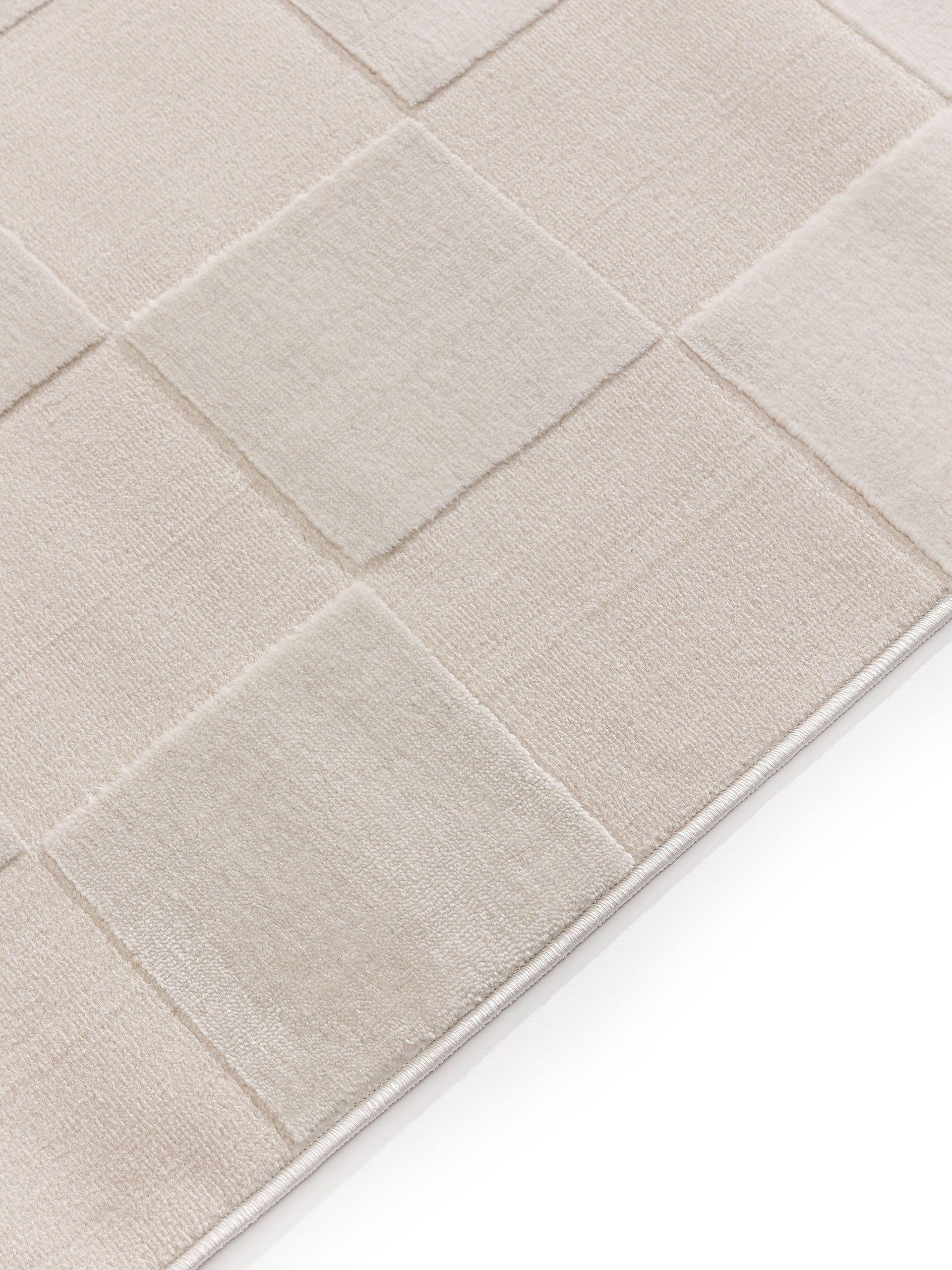 Tappeto di 60% Poliestere, 40% Polipropilene in Bianco con pelo alto 6 - 10 mm da benuta Basic