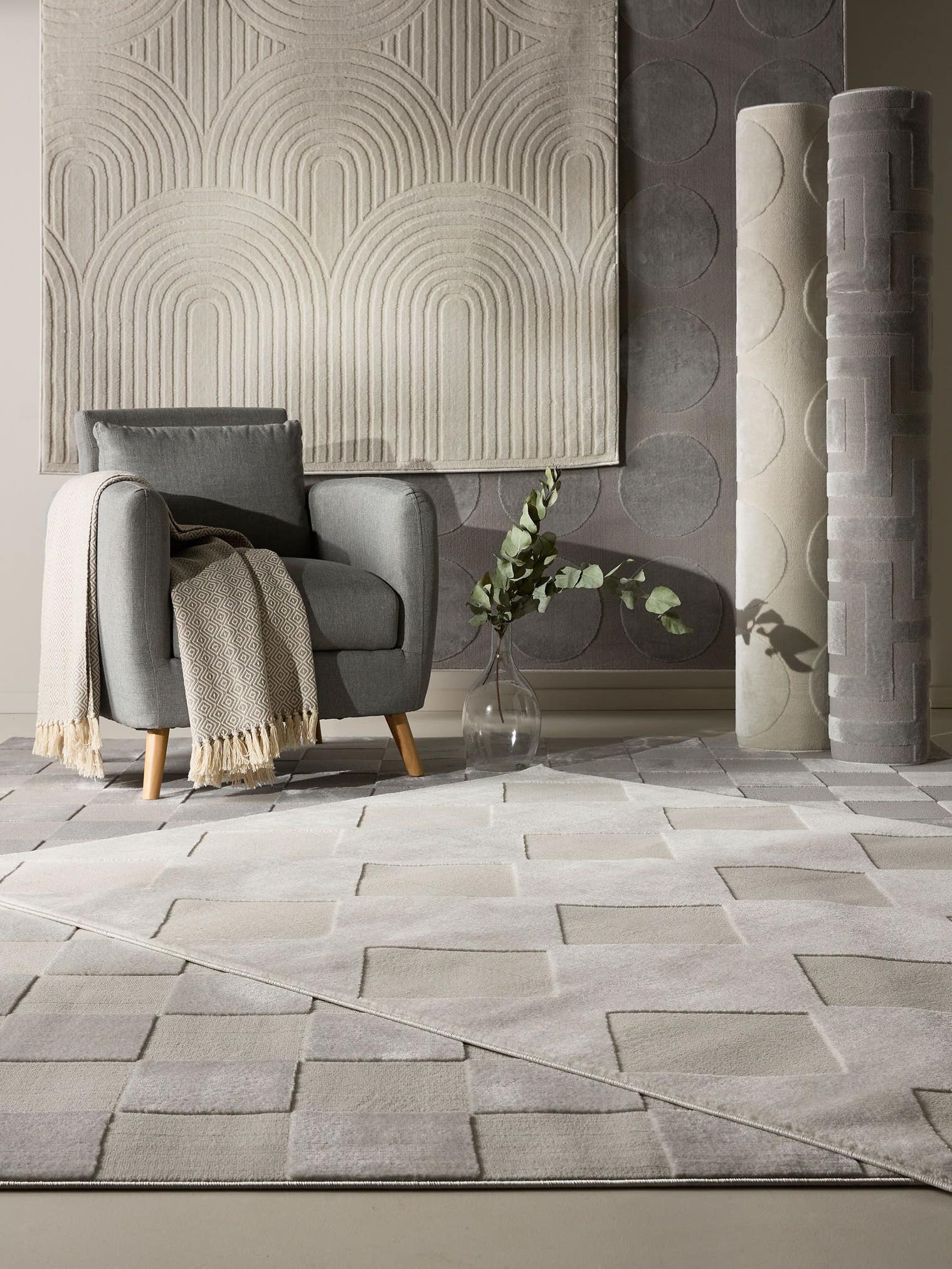 Rug made of 60% Polyester, 40% Polypropylene in White with a 6 - 10 mm high pile by benuta Basic