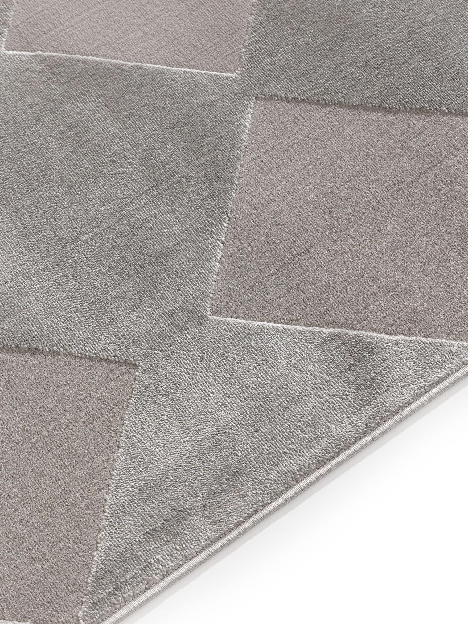 Rug made of 60% Polyester, 40% Polypropylene in Grey with a 6 - 10 mm high pile by benuta Basic