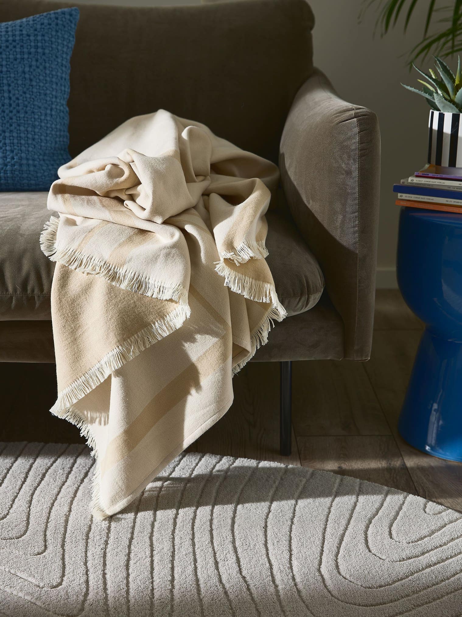 Bomullsteppe Luan Krem/Beige i Geometrisk-design laget av 100 % bomull fra benuta Pop