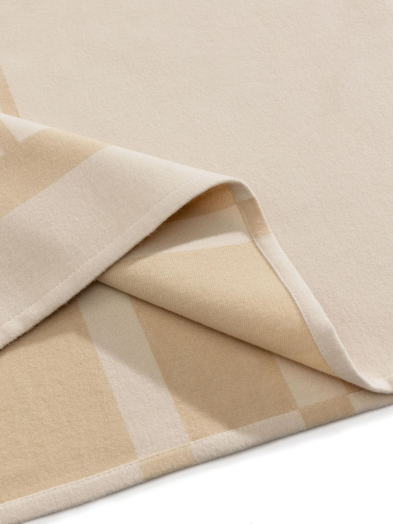 Bomullsteppe Luan Krem/Beige i Geometrisk-design laget av 100 % bomull fra benuta Pop