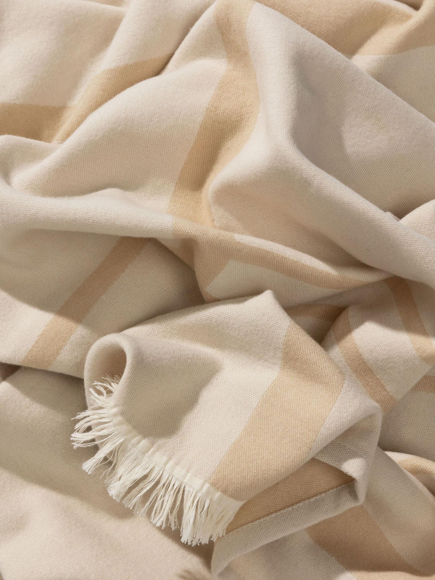 Bomullsteppe Luan Krem/Beige i Geometrisk-design laget av 100 % bomull fra benuta Pop