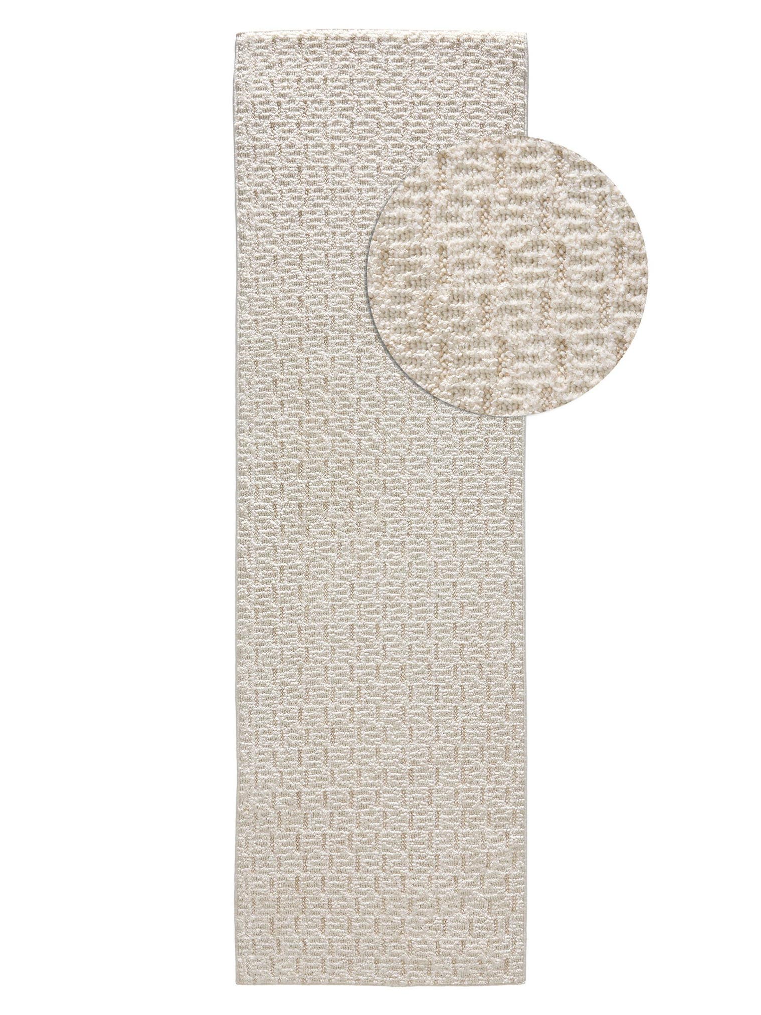 Rug made of 100% Polyester in White with a 11 - 20 mm high pile by benuta Nest
