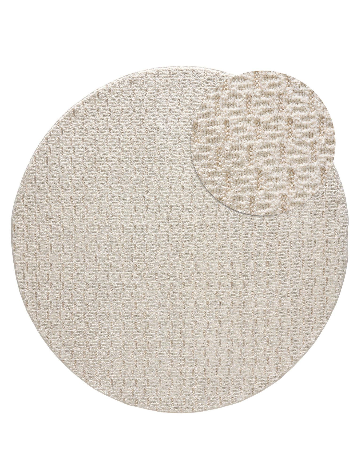 Tapijt van 100% Polyester in Wit met een 11 - 20 mm hoge pool van benuta Nest