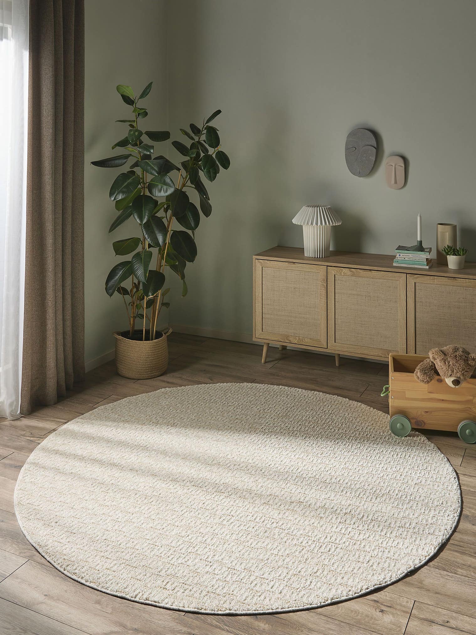Tapijt van 100% Polyester in Wit met een 11 - 20 mm hoge pool van benuta Nest