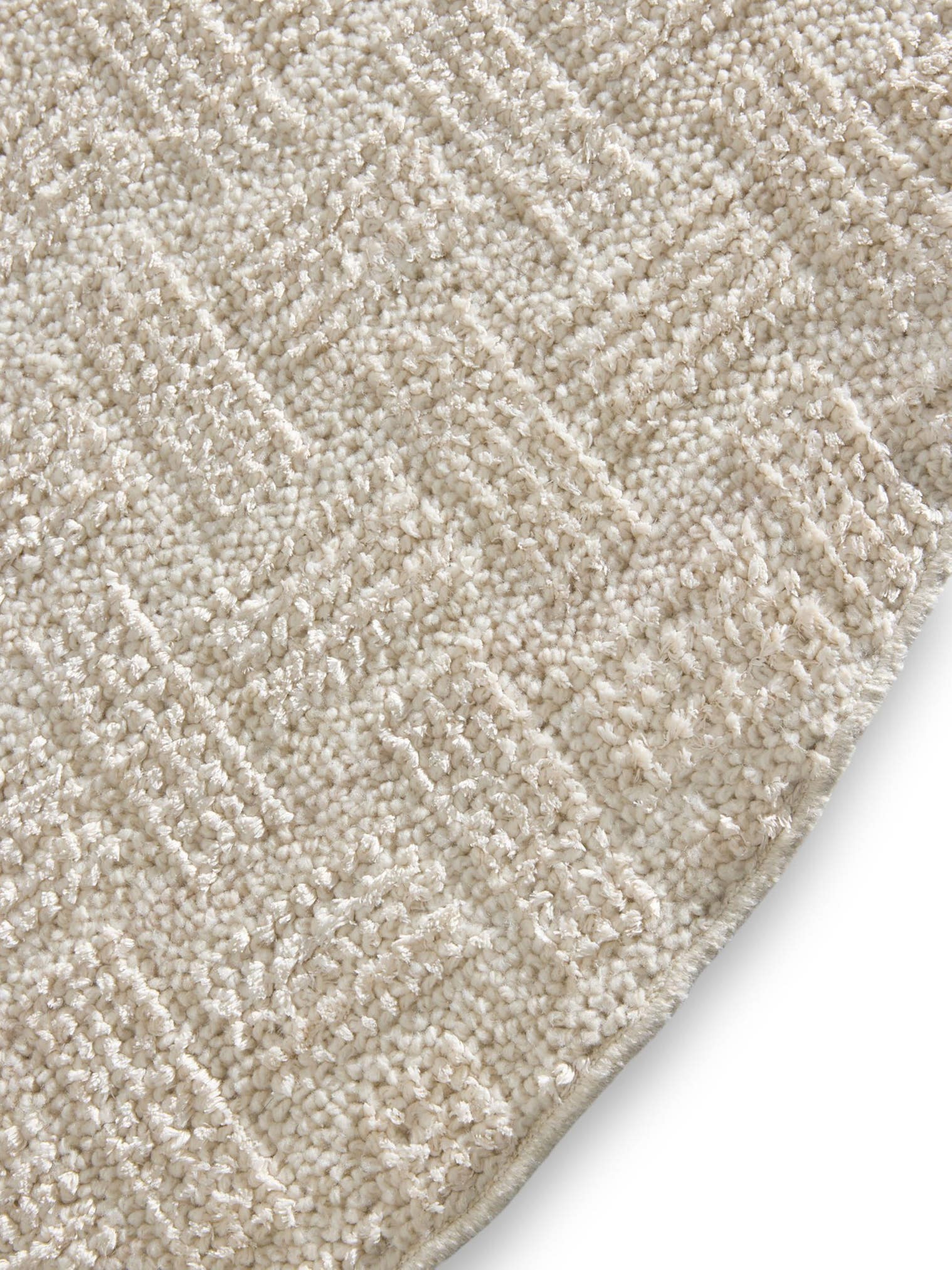 Teppich aus 100% Polyester in Weiß mit 11 bis 20 mm hohem Flor von benuta Nest