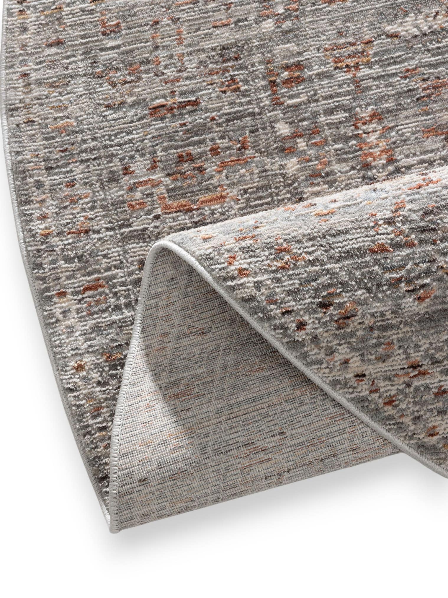 Teppich aus 100% Polyester in Grau mit bis 5 mm hohem Flor von benuta Nest