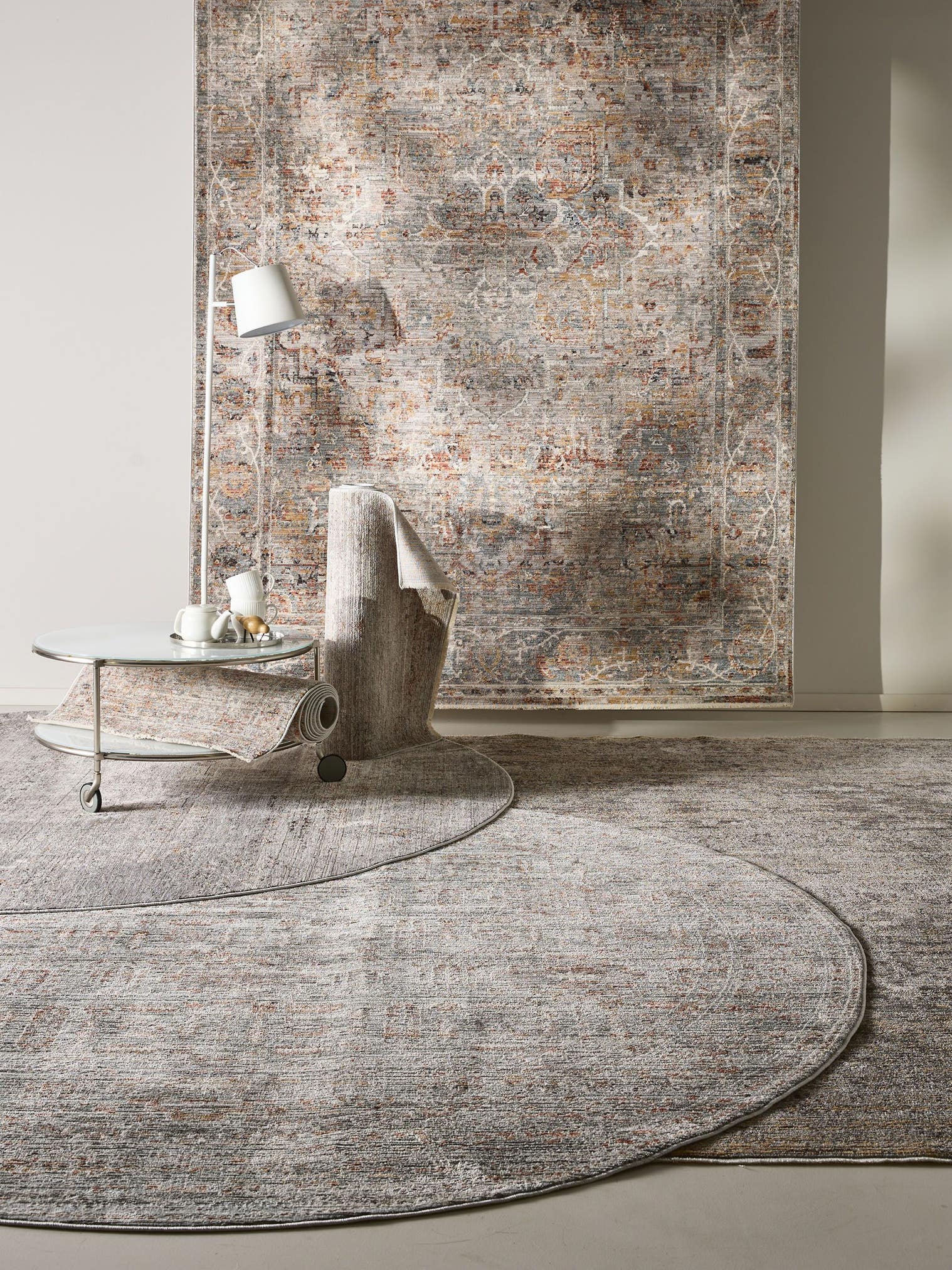 Rug made of 100% Polyester in Grey with a 1- 5 mm high pile by benuta Nest