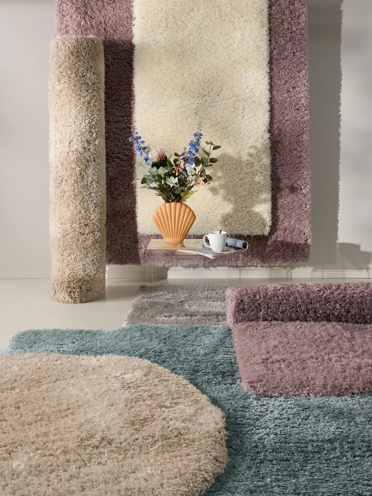 Teppich aus 100% Polyester in Weiß mit 41 bis 50 mm hohem Flor von benuta Pop