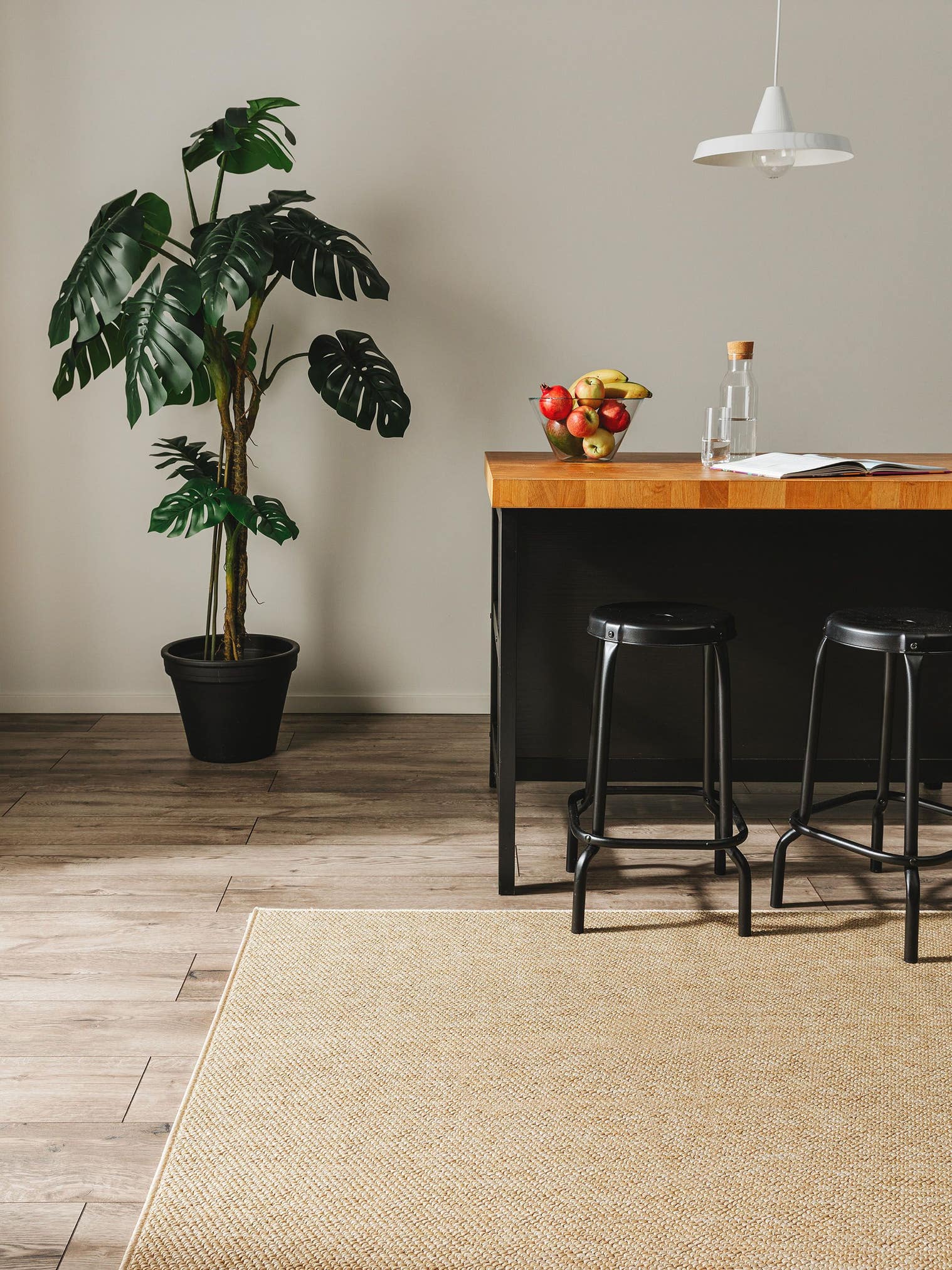Matta av 100% Polypropylen i Beige med 1- 5 mm hög lugg från benuta Basic