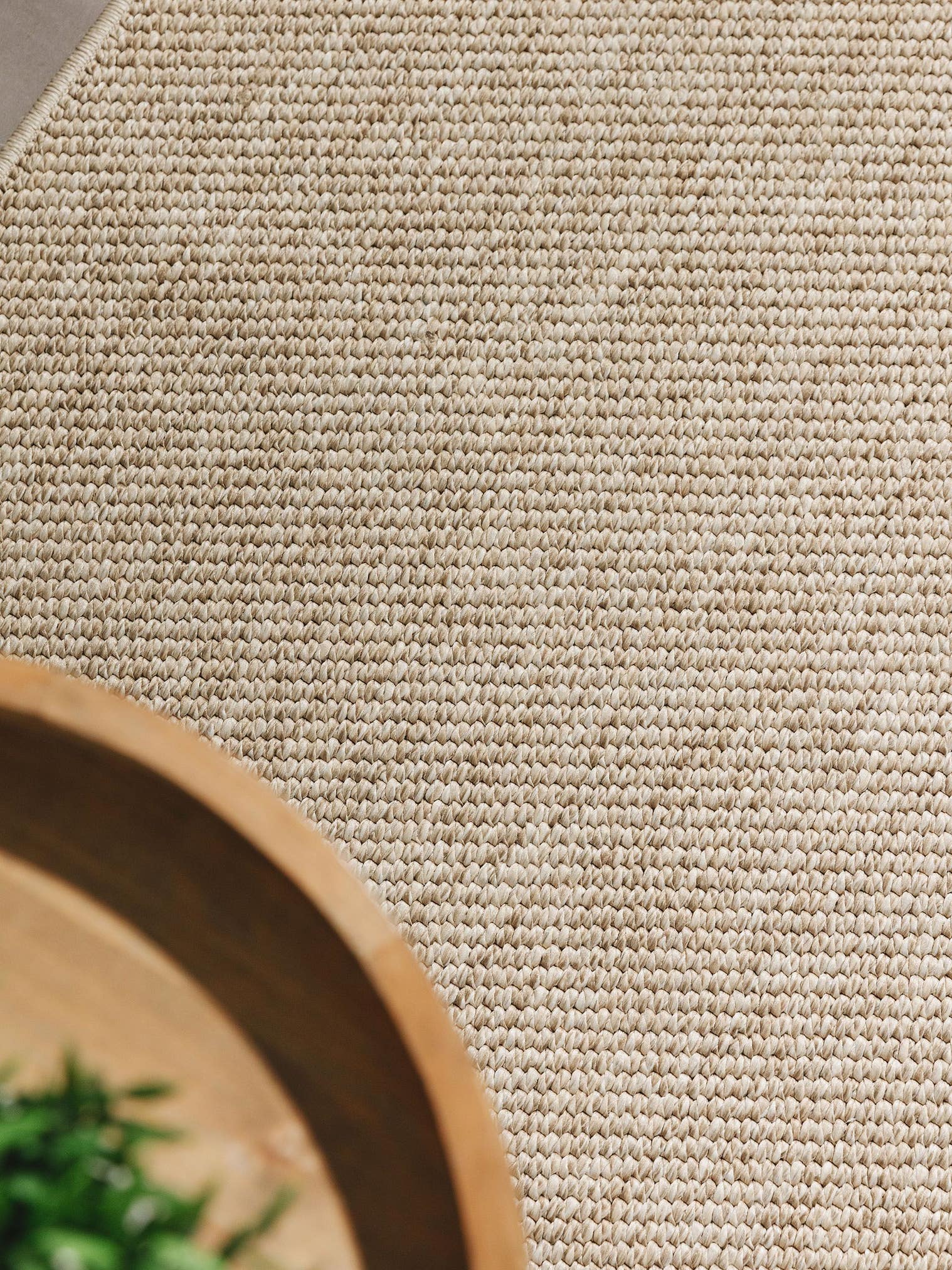 Teppich aus 100% Polypropylen in Beige mit bis 5 mm hohem Flor von benuta Basic