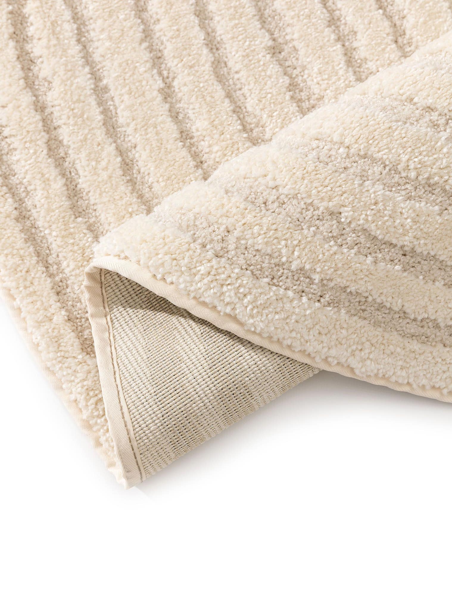 Tappeto di 60% Polipropilene, 40% Poliestere in Beige con pelo alto 11 - 20 mm da benuta Nest