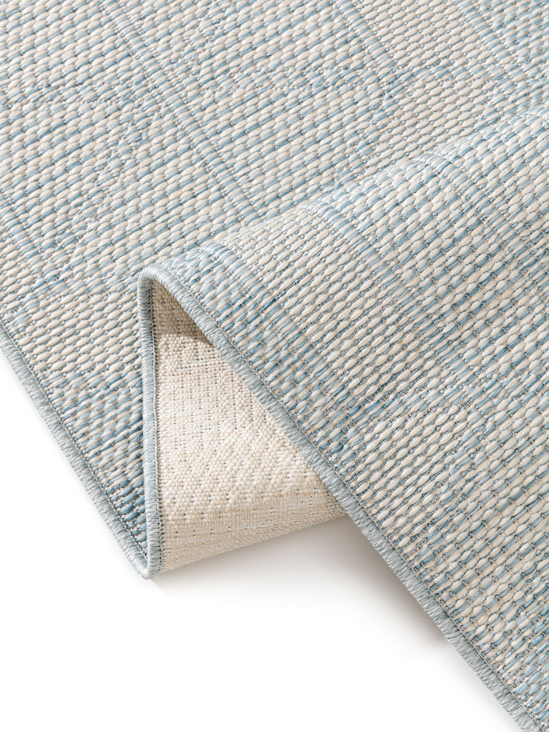 Rug made of 100% Polypropylene in Blue with a 1- 5 mm high pile by benuta Nest