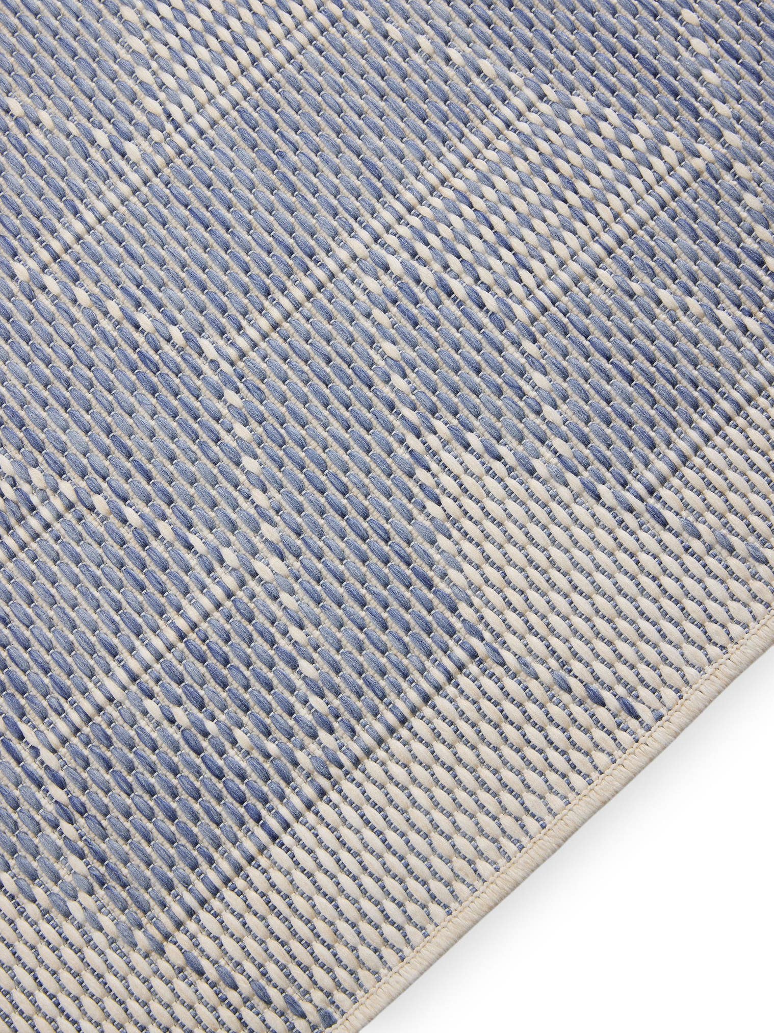 Teppich aus 100% Polypropylen in Blau mit bis 5 mm hohem Flor von benuta Nest
