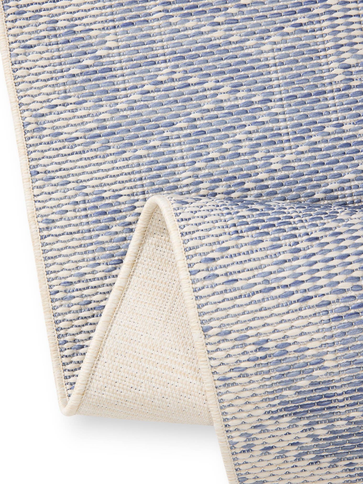 Teppich aus 100% Polypropylen in Blau mit bis 5 mm hohem Flor von benuta Nest