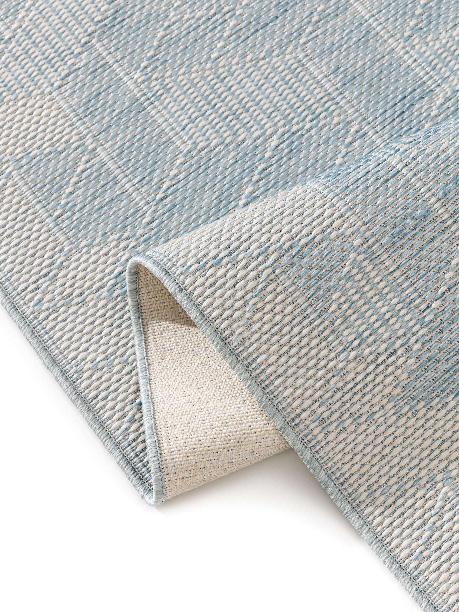 Teppich aus 100% Polypropylen in Blau mit bis 5 mm hohem Flor von benuta Nest