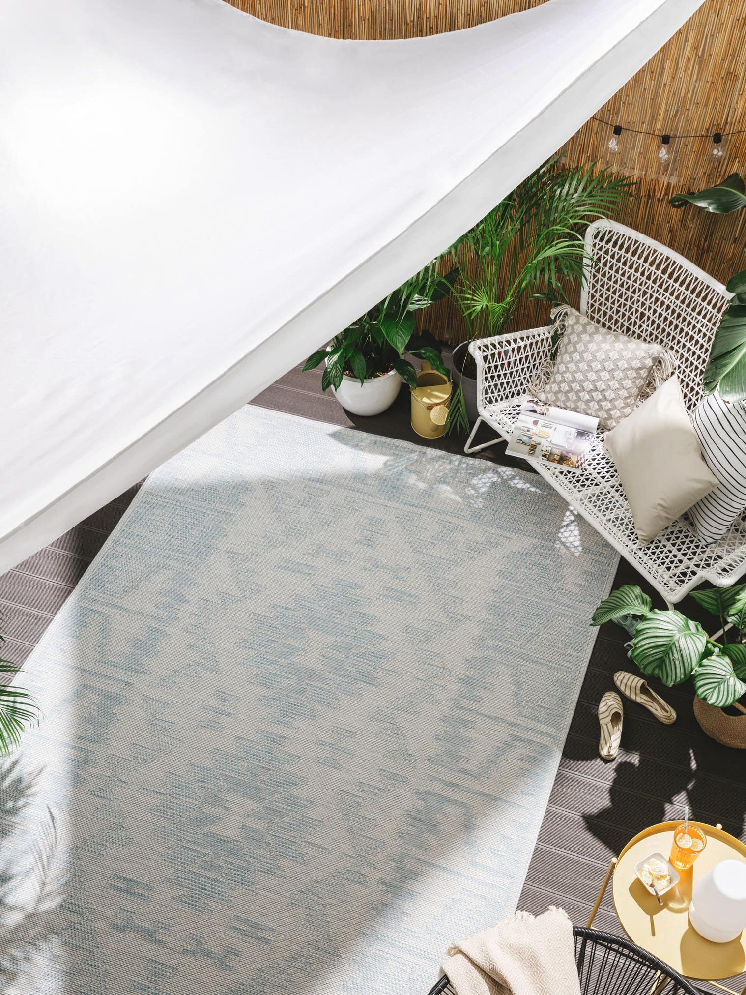 Teppich aus 100% Polypropylen in Blau mit bis 5 mm hohem Flor von benuta Nest